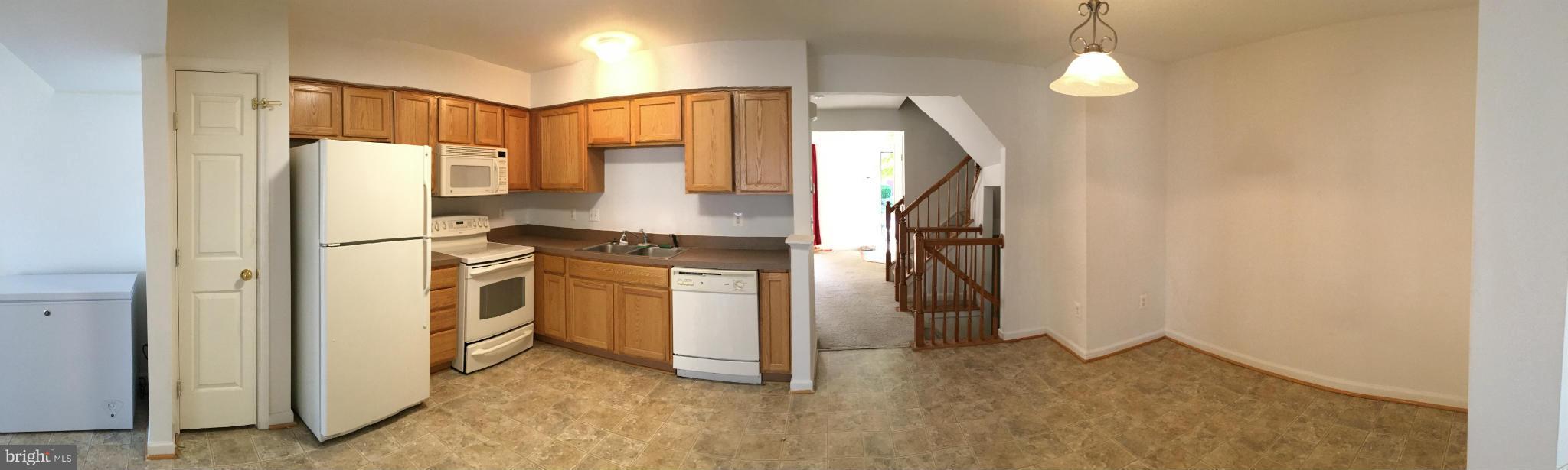 LAKELAND PLACE - Residential