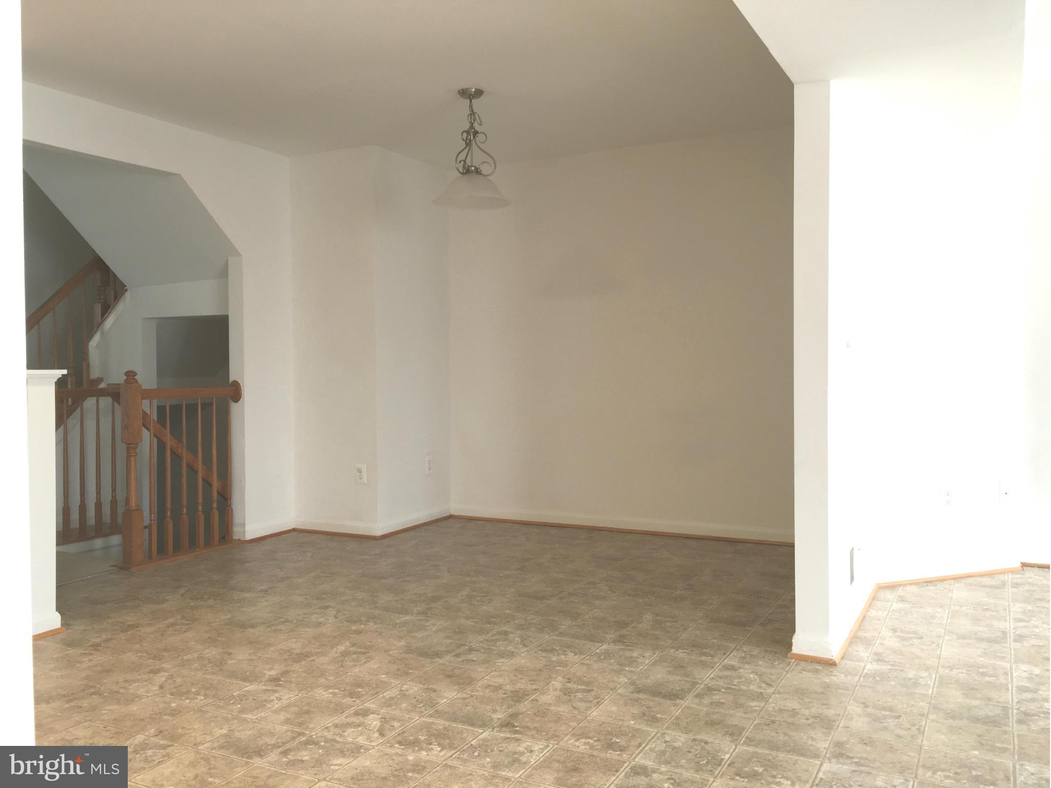 LAKELAND PLACE - Residential