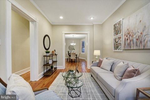 Photo of 6 S Highland Avenue, BALTIMORE, MD 21224 (MLS # MDBA2207928)