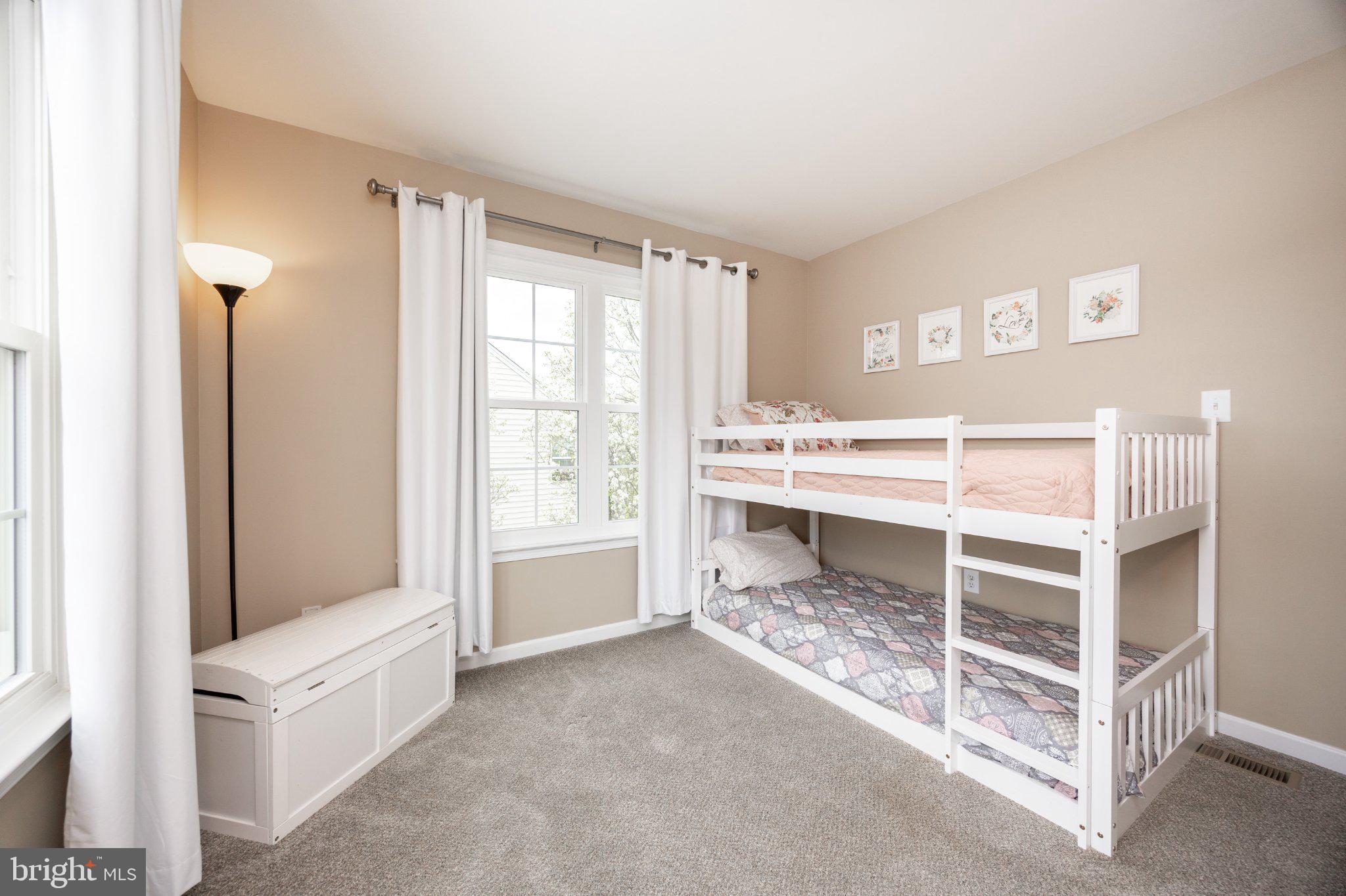 MEWS AT BAILEY STATION - Residential