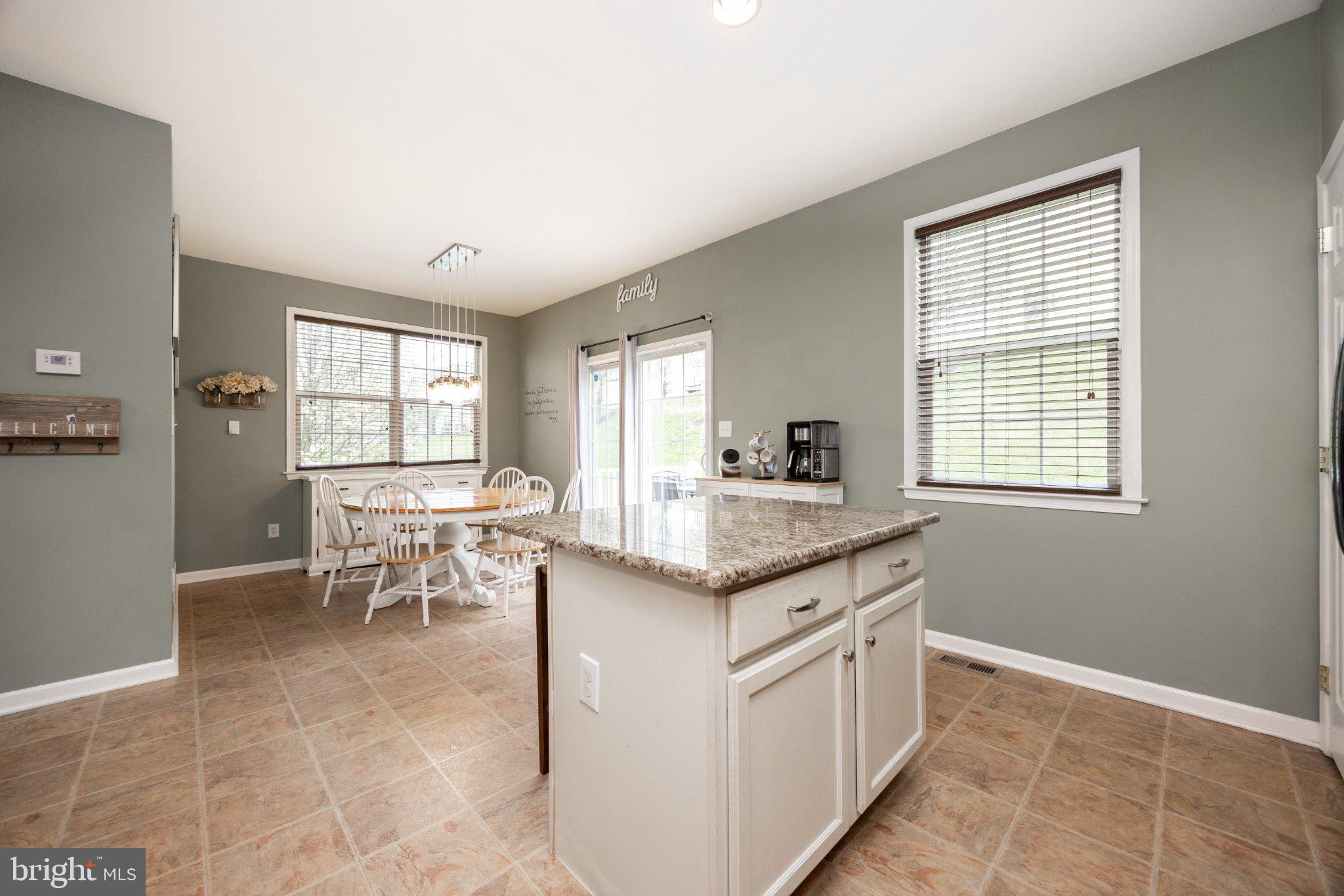 MEWS AT BAILEY STATION - Residential