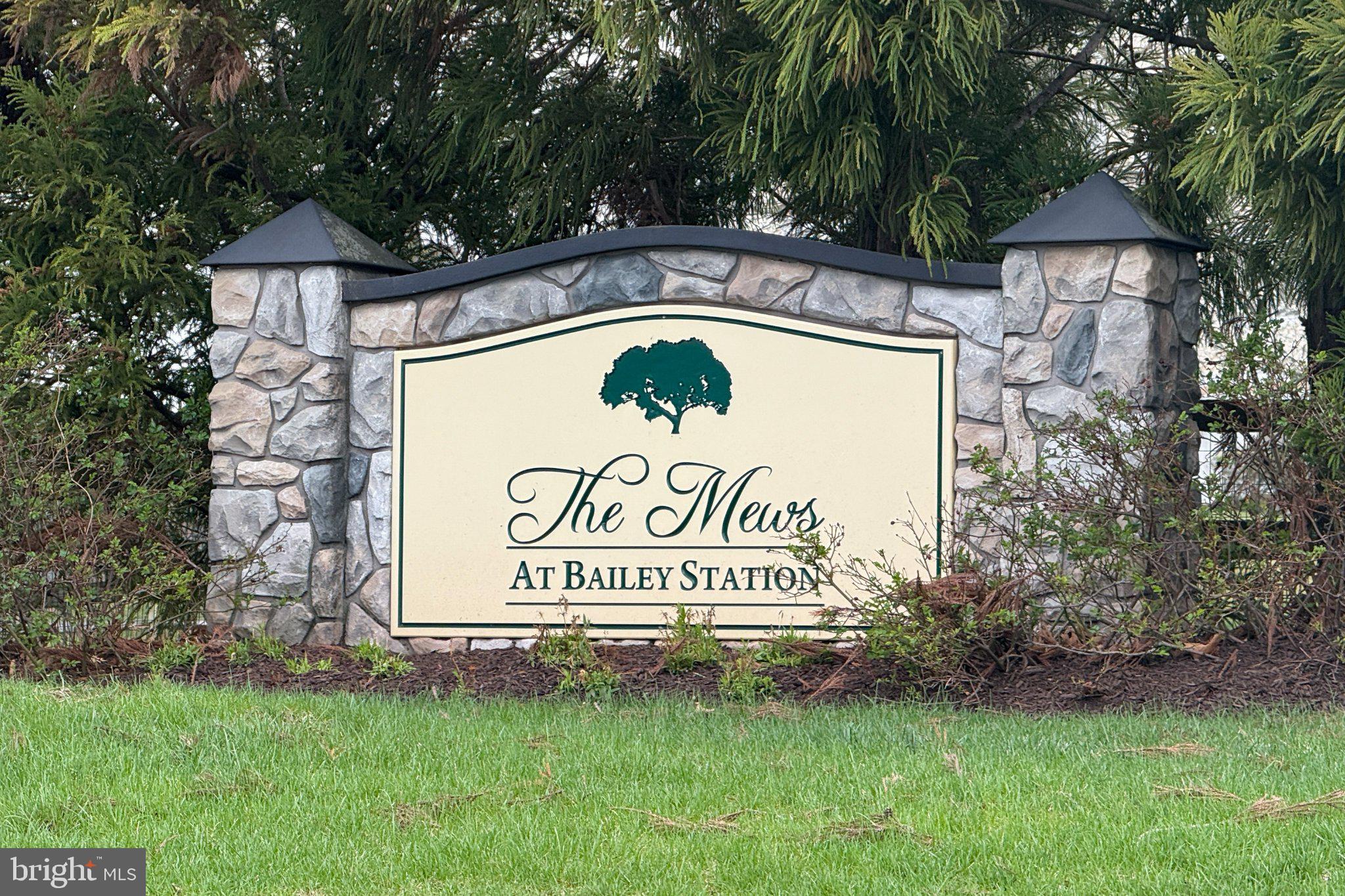 MEWS AT BAILEY STATION - Residential