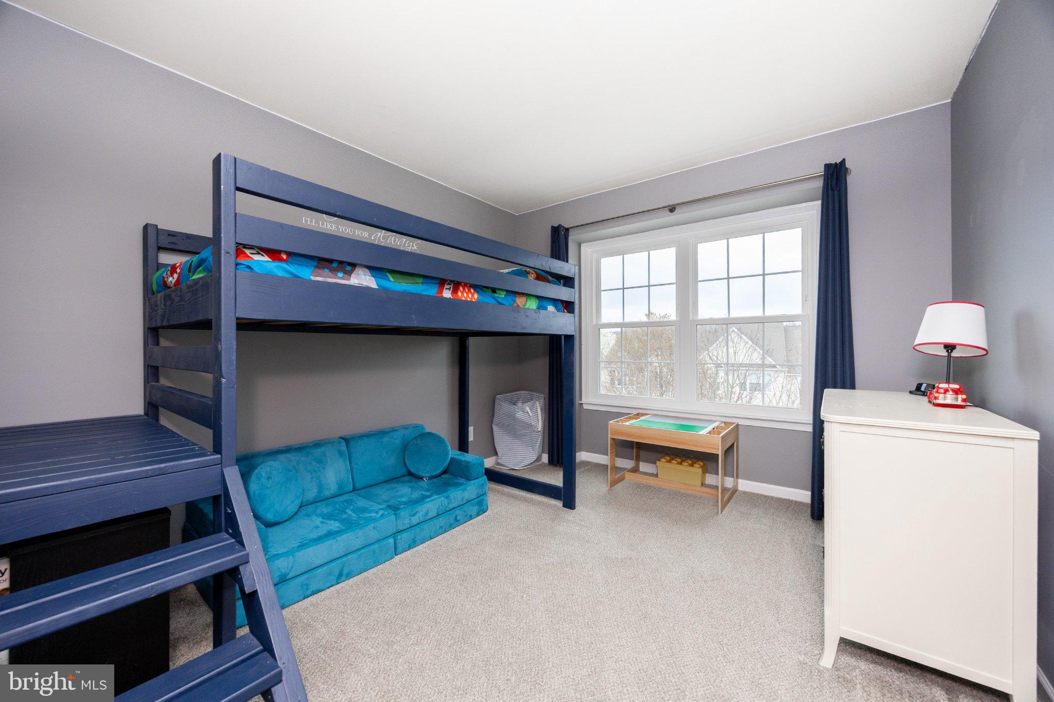 MEWS AT BAILEY STATION - Residential