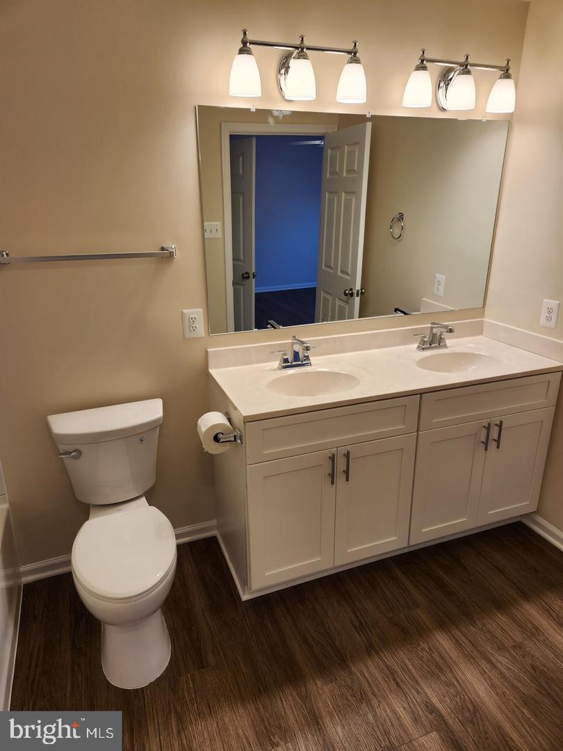 SENECA HARBOR - Residential Lease