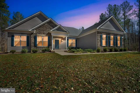7438 Wildseed Place, Hughesville, MD MLS: MDCH2042364