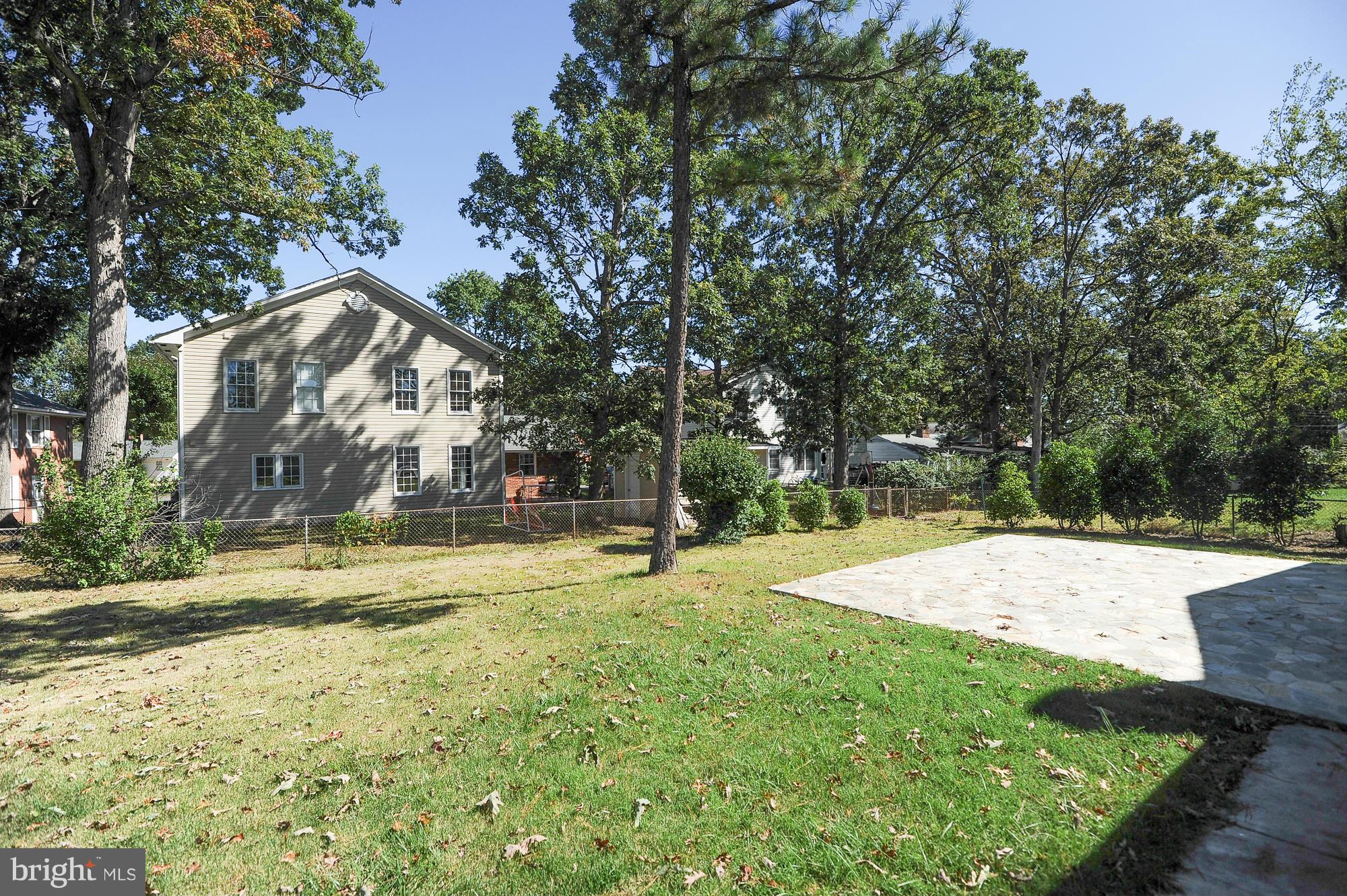 MONTICELLO FOREST - Residential Lease