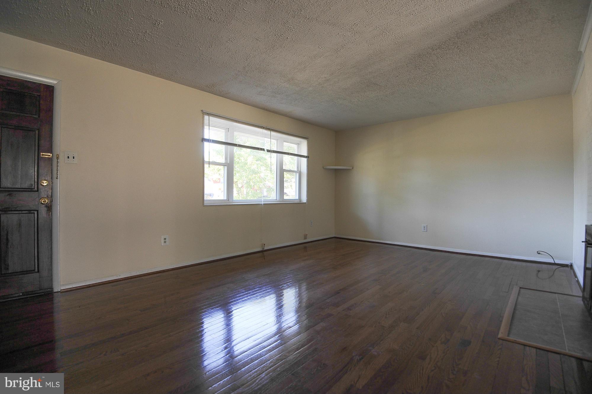 MONTICELLO FOREST - Residential Lease