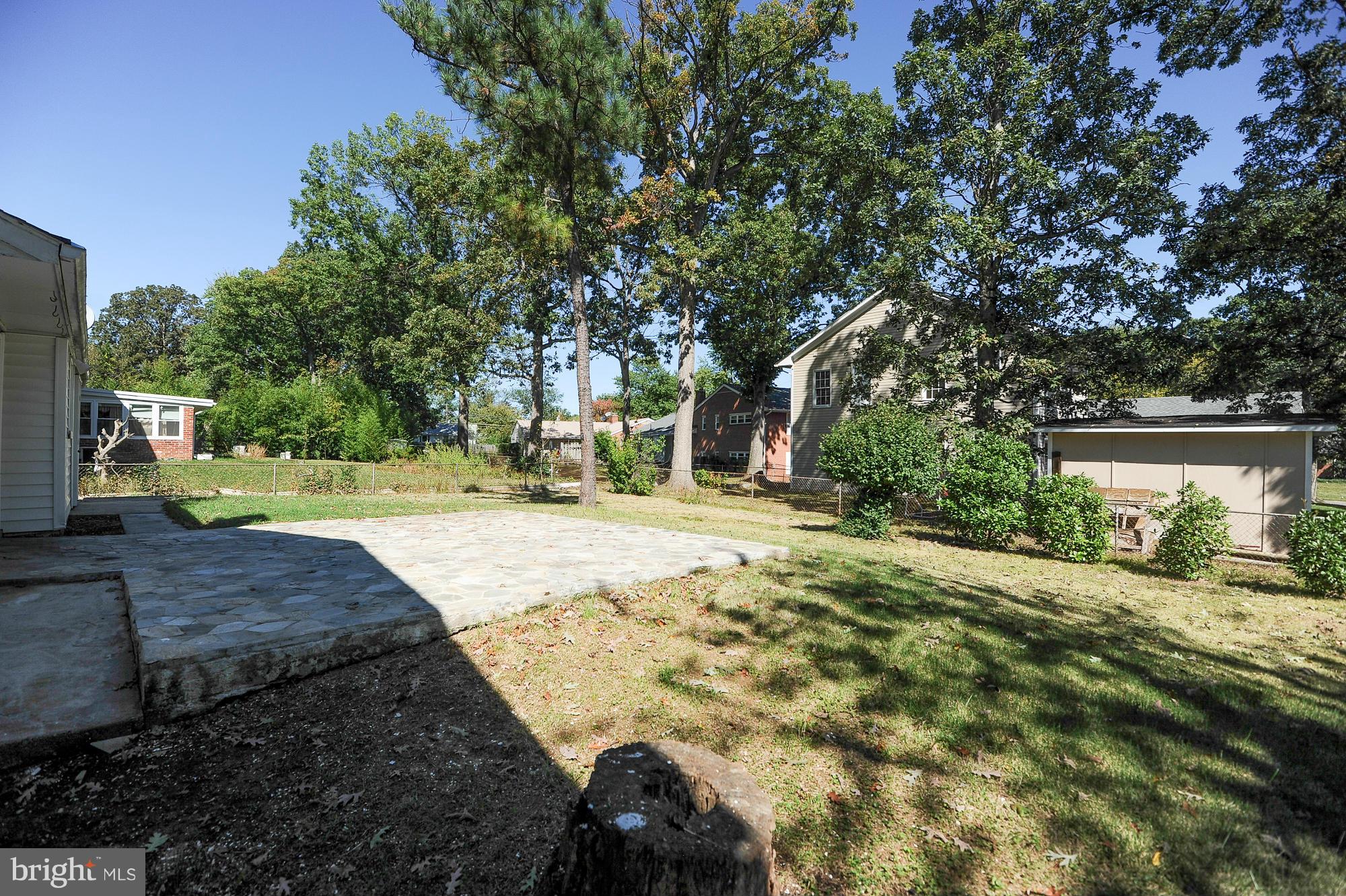 MONTICELLO FOREST - Residential Lease