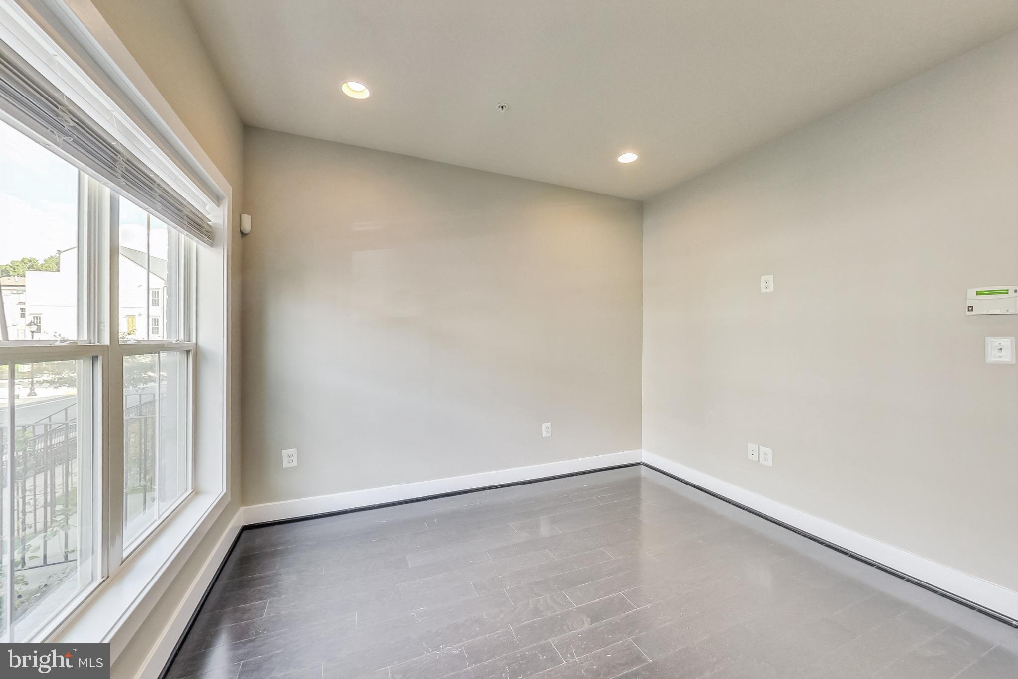 GLENMONT HILLS - Residential Lease