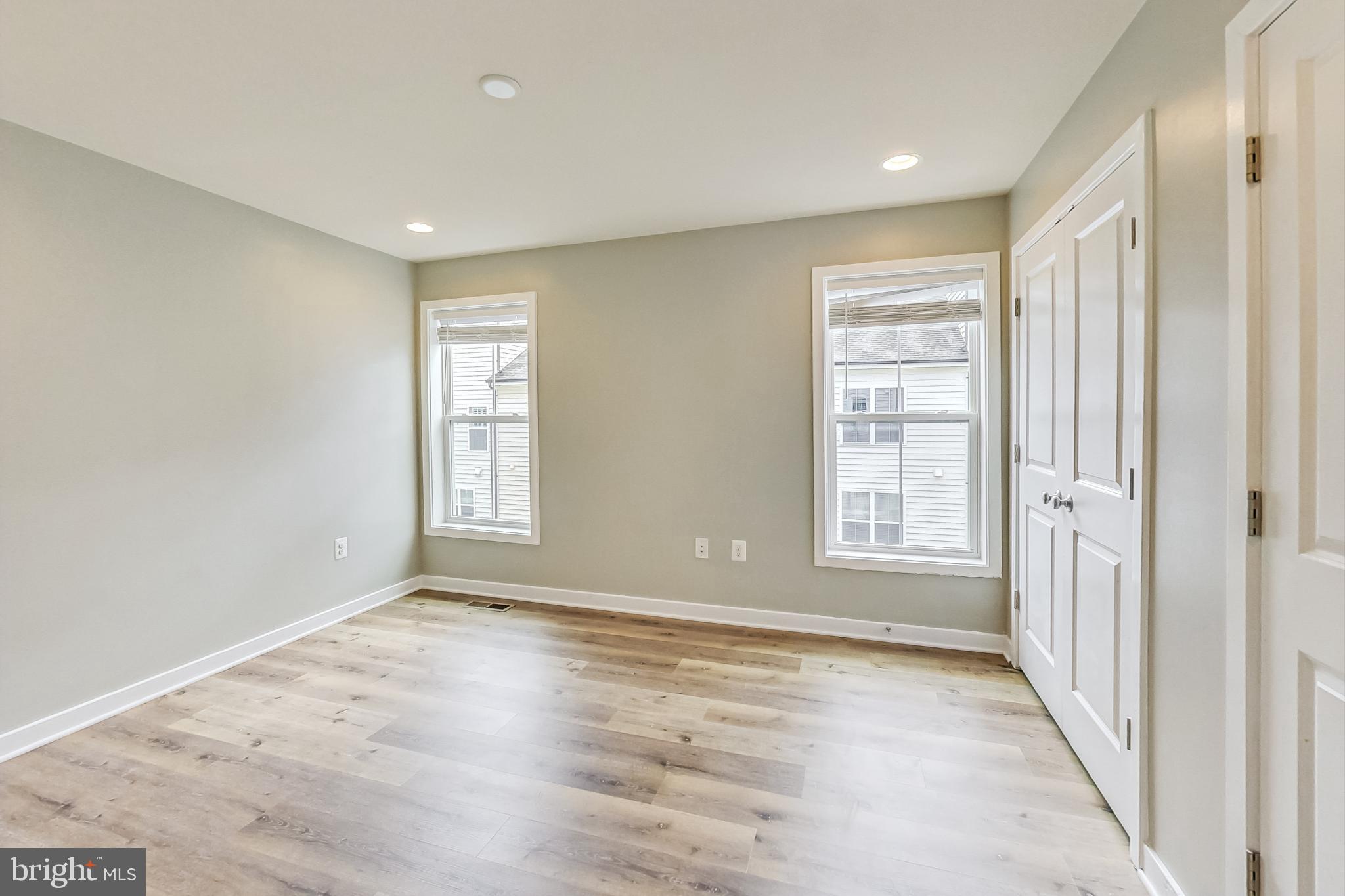 GLENMONT HILLS - Residential Lease