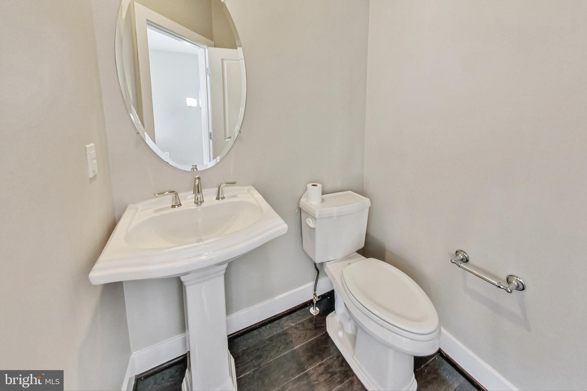 GLENMONT HILLS - Residential Lease