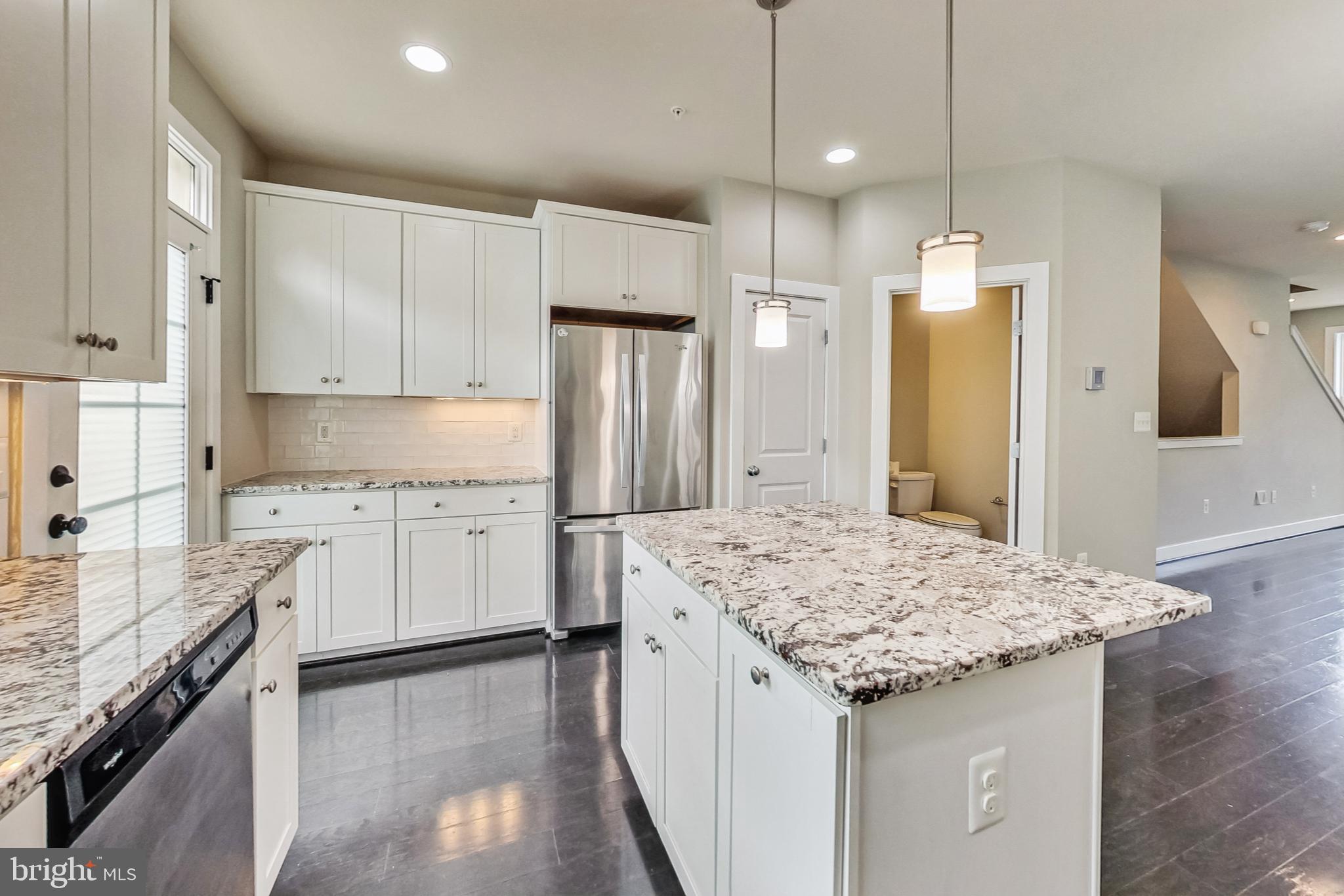 GLENMONT HILLS - Residential Lease