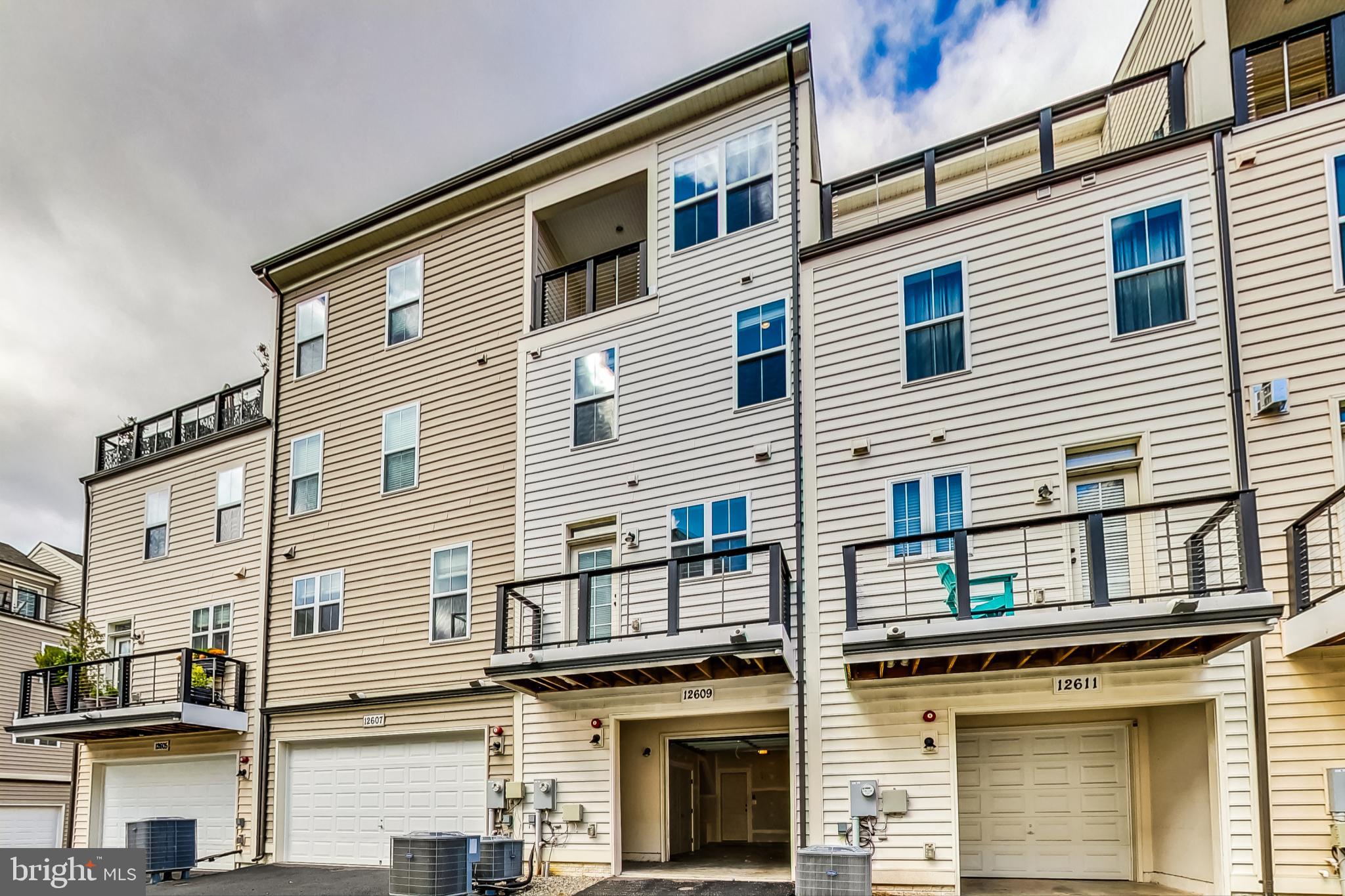 GLENMONT HILLS - Residential Lease