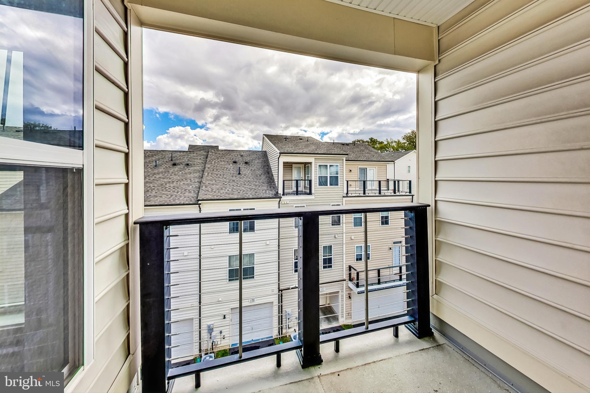 GLENMONT HILLS - Residential Lease