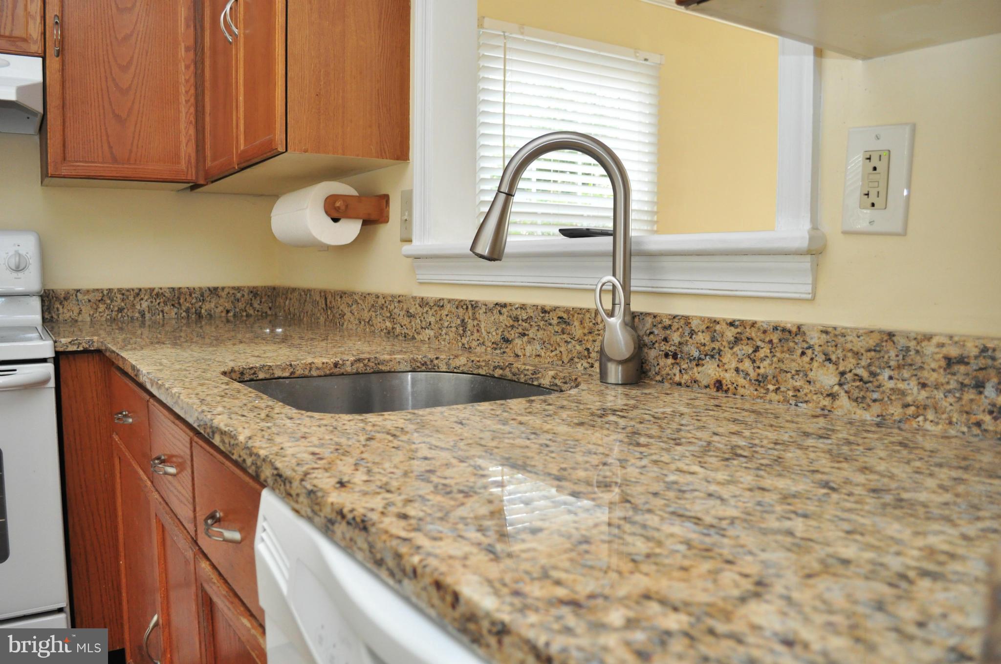 SHERIDAN SQUARE - Residential Lease