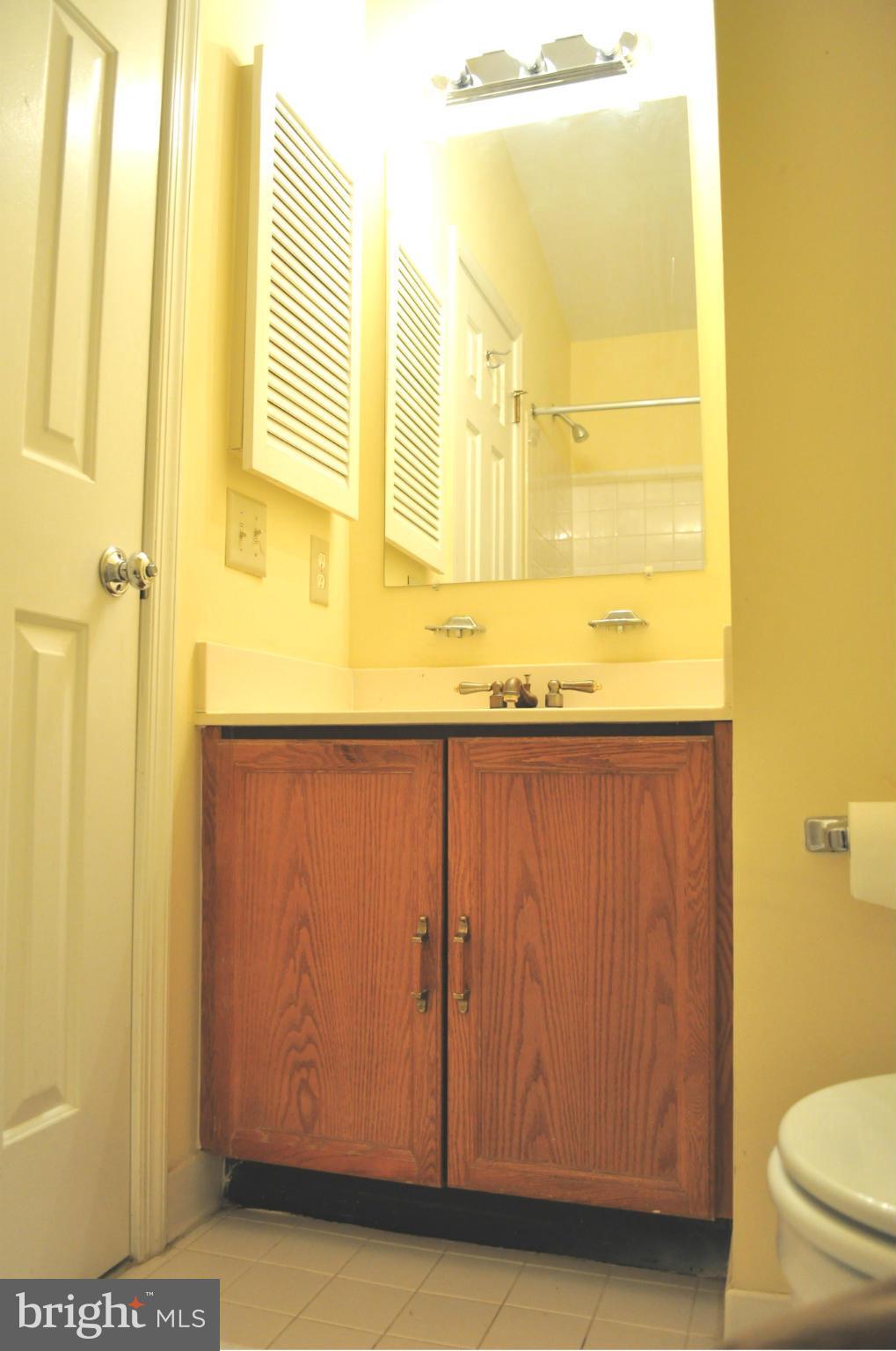 SHERIDAN SQUARE - Residential Lease