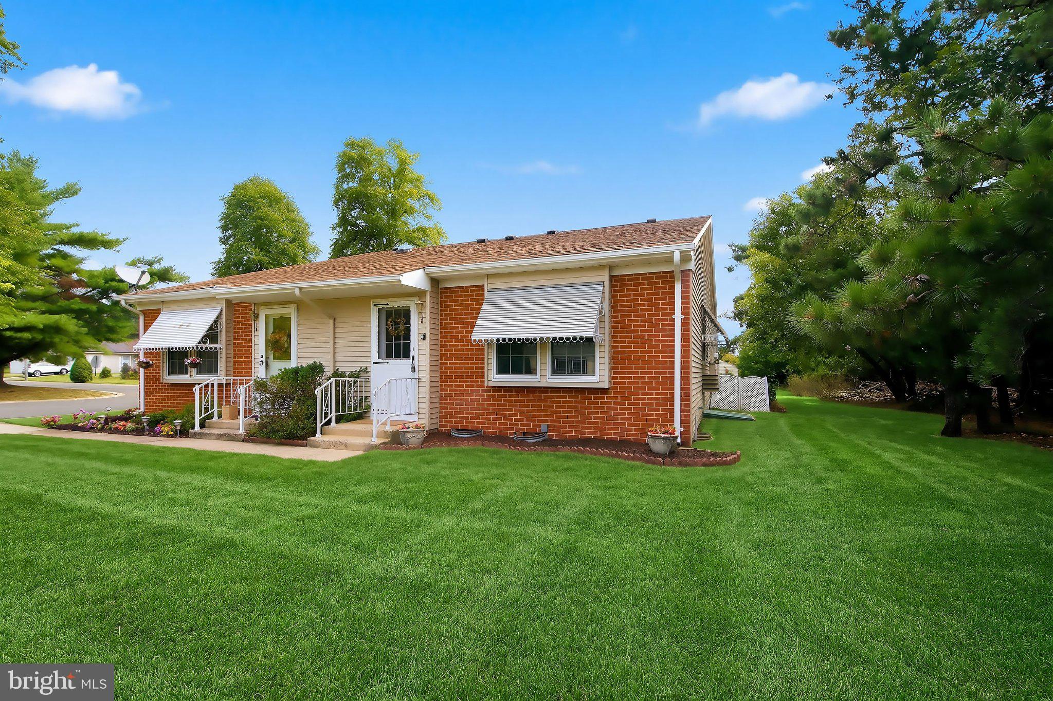 11 SPRING ST SEC 50 STREET C C