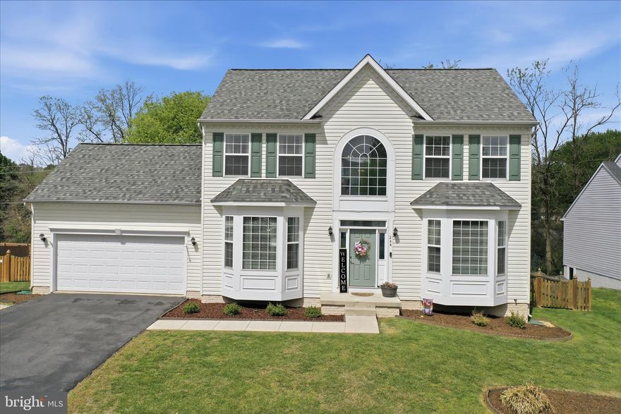 MULTIPLE OFFERS RECEIVED. Highest and best due by Monday, April 27 at noon. Beautifully updated home in impeccable condition in sought-after Breckenridge. Situated on a grassy, level lot backing to common area, this home features a spacious back deck and fenced yard with playset. Gorgeous kitchen with updated stainless appliances, island, and pantry. Look out your kitchen sink window at your beautiful backyard! Recent updates include LVP flooring throughout the main level, fresh paint throughout, and a renovated primary bathroom. Major systems have been updated for peace of mind: HVAC (June 2025), water heater and sump pump (June 2023), and roof (2020). Fence was installed in summer 2023. Conveniently located about a mile from Route 340, so you'll have quick access to shopping and commuter routes.  Enjoy the many neighborhood amenities including two playgrounds, a basketball court, baseball diamond, and tetherball. Don’t miss this move-in ready home!