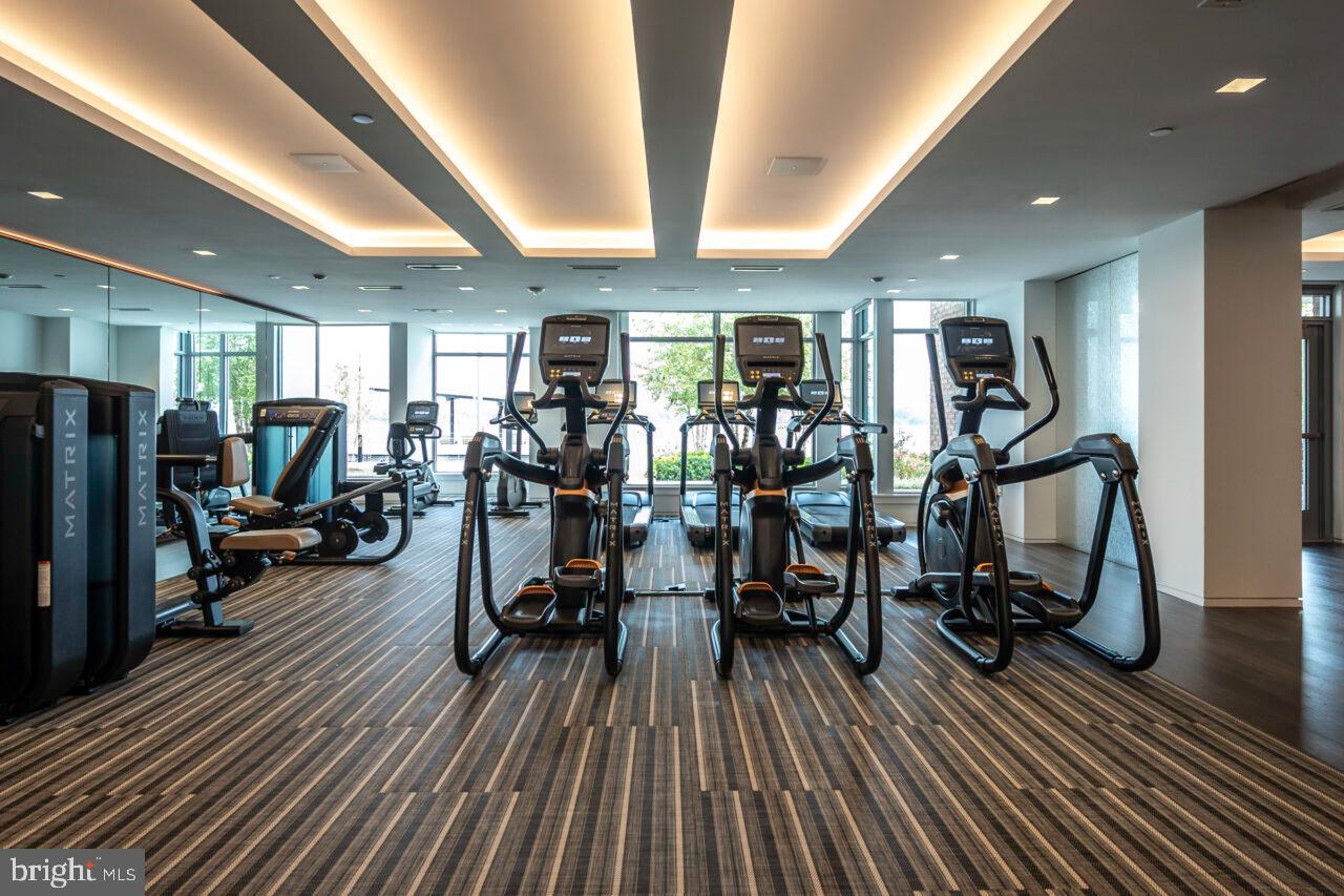 ROBINSON LANDING - Residential