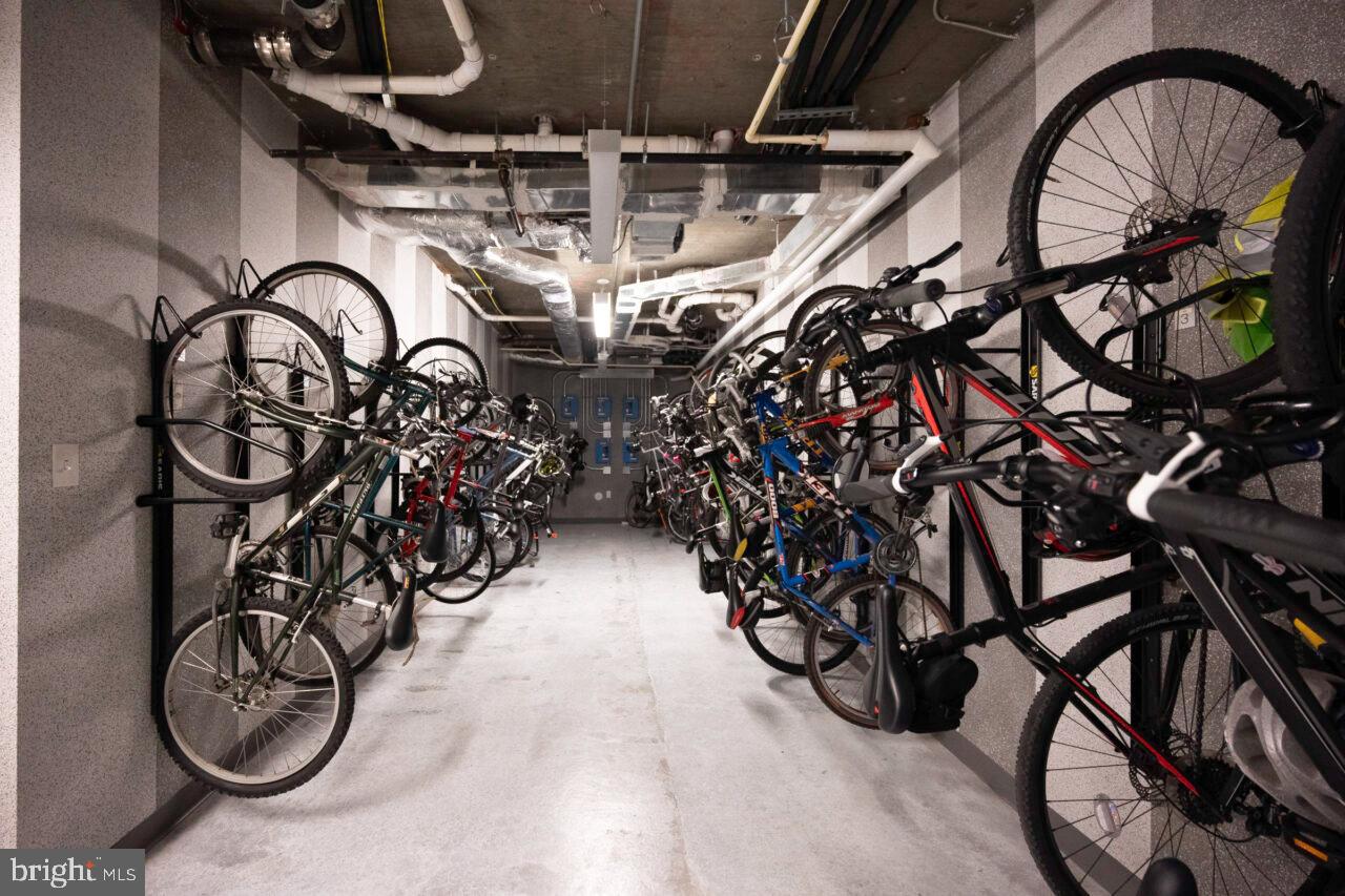 ROBINSON LANDING - Residential