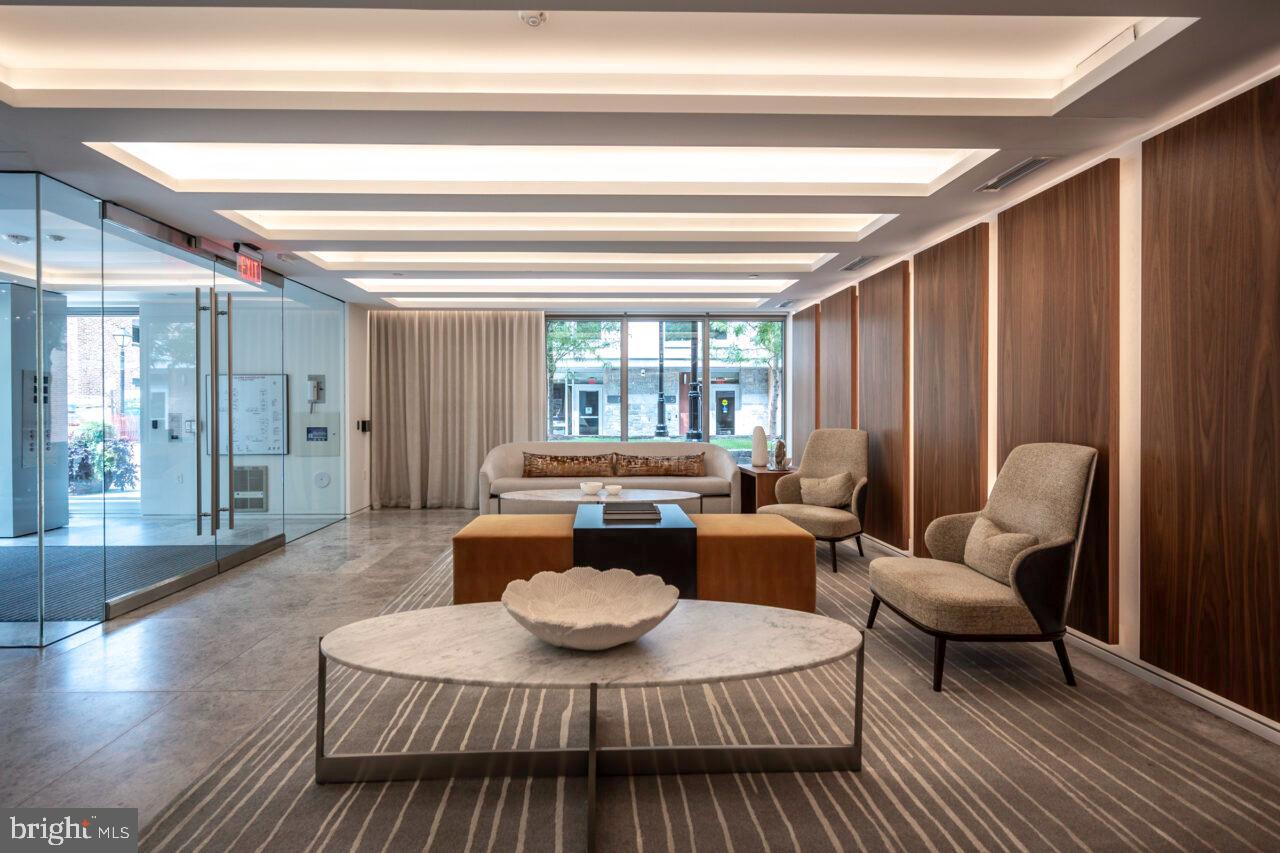 ROBINSON LANDING - Residential