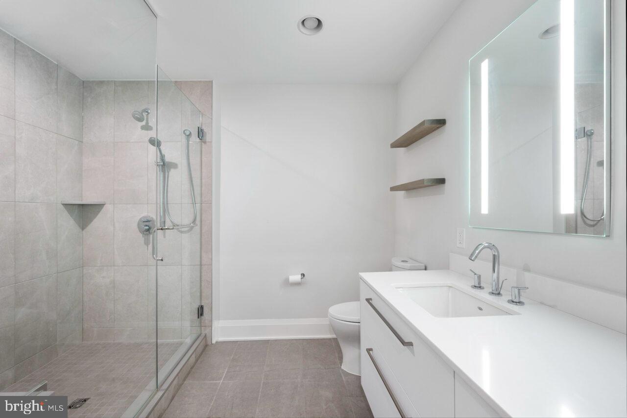 ROBINSON LANDING - Residential