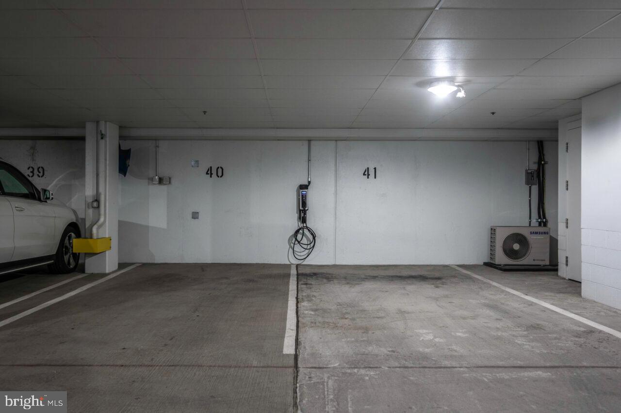 ROBINSON LANDING - Residential