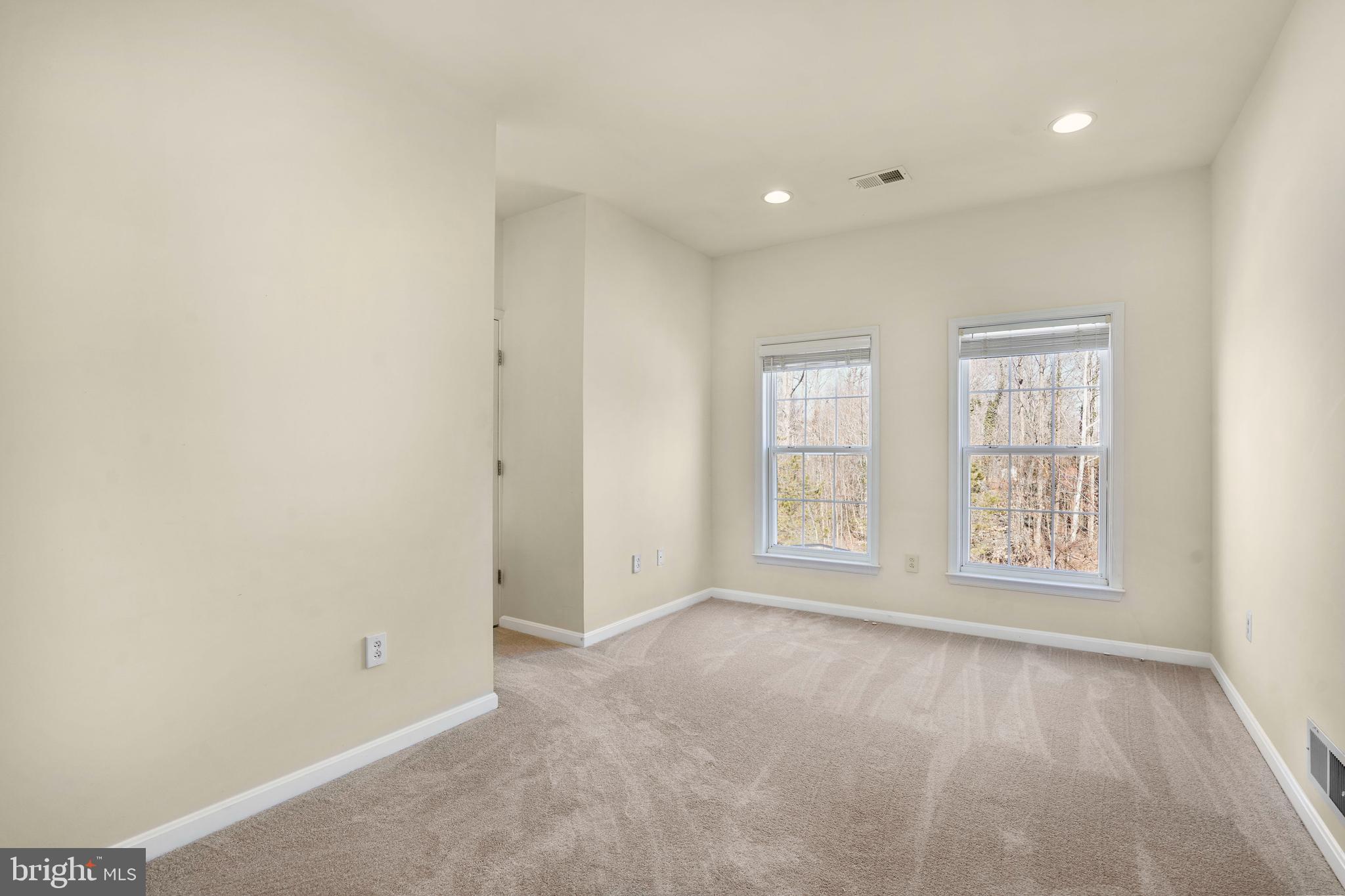 PORT POTOMAC - Residential