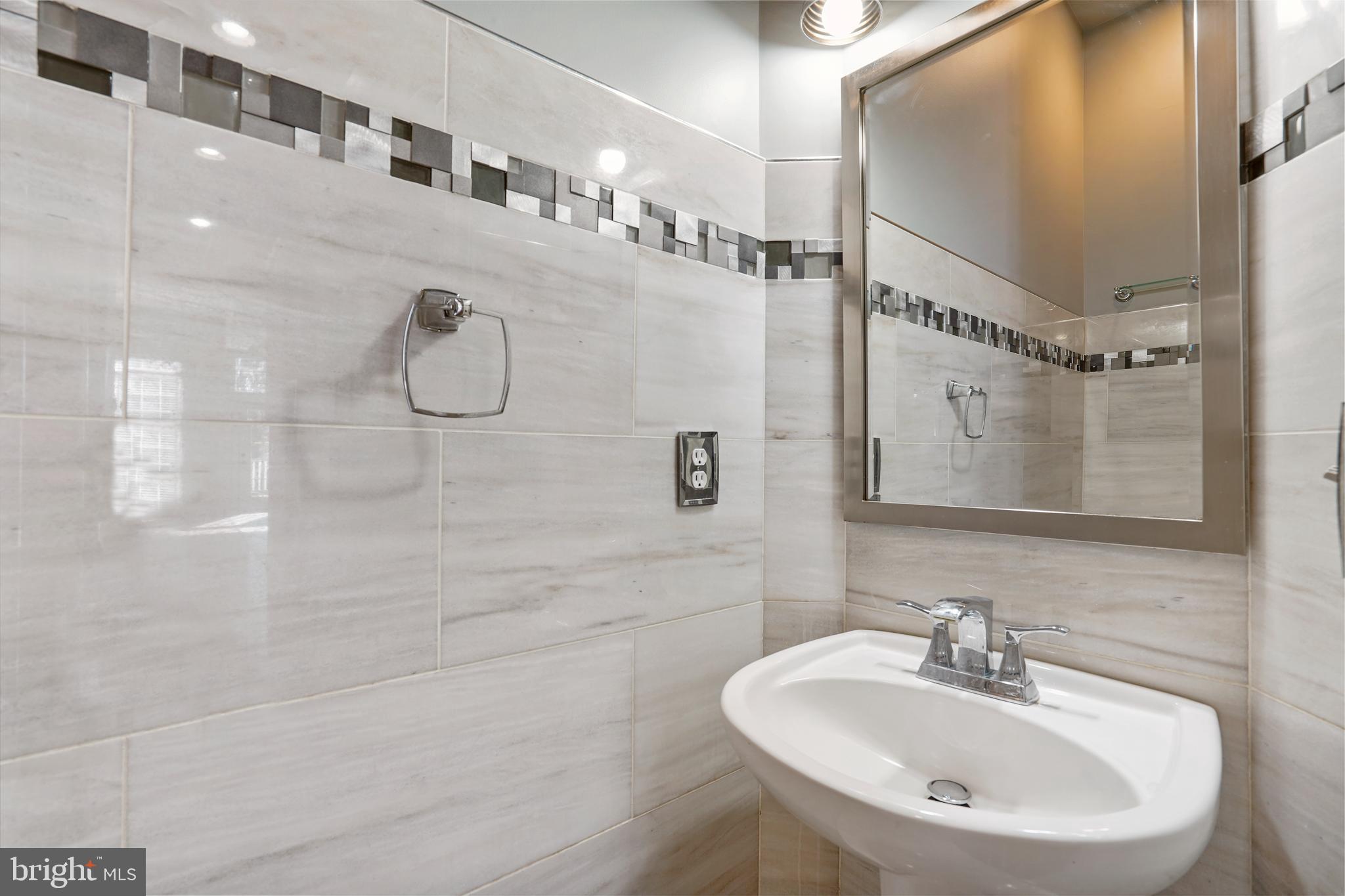 PORT POTOMAC - Residential