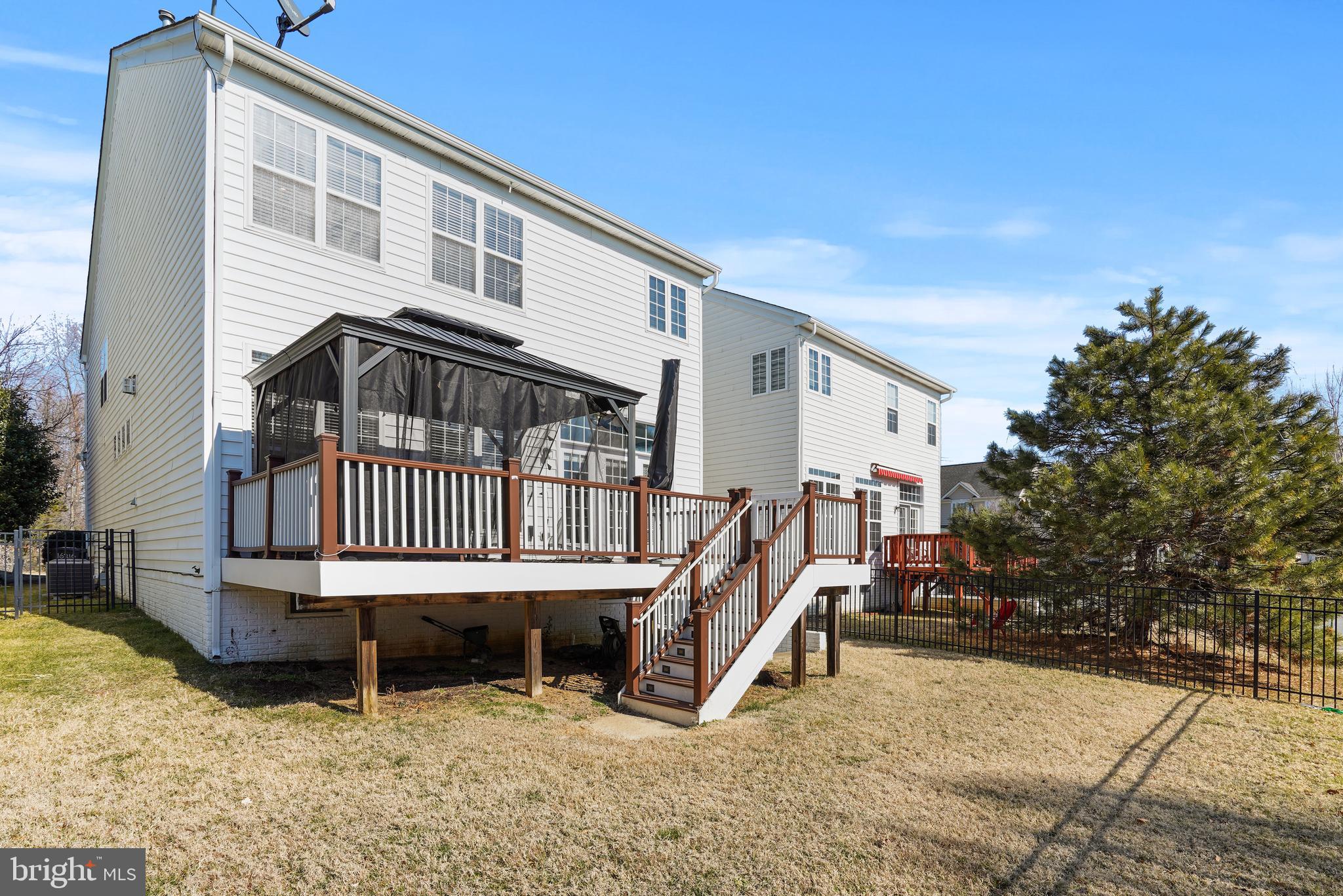 PORT POTOMAC - Residential