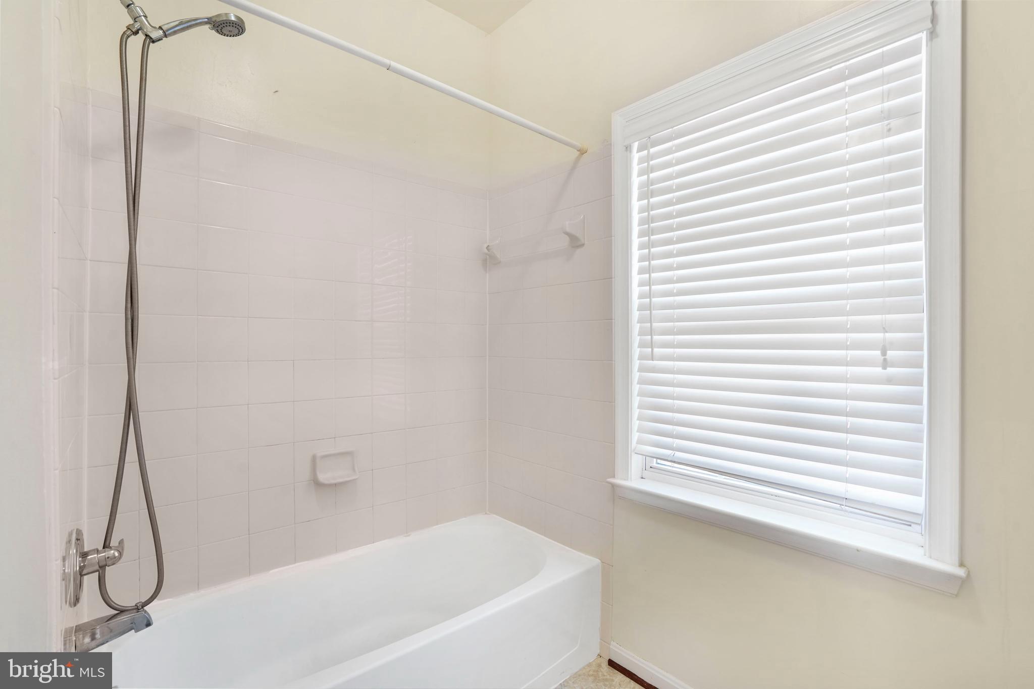 PORT POTOMAC - Residential