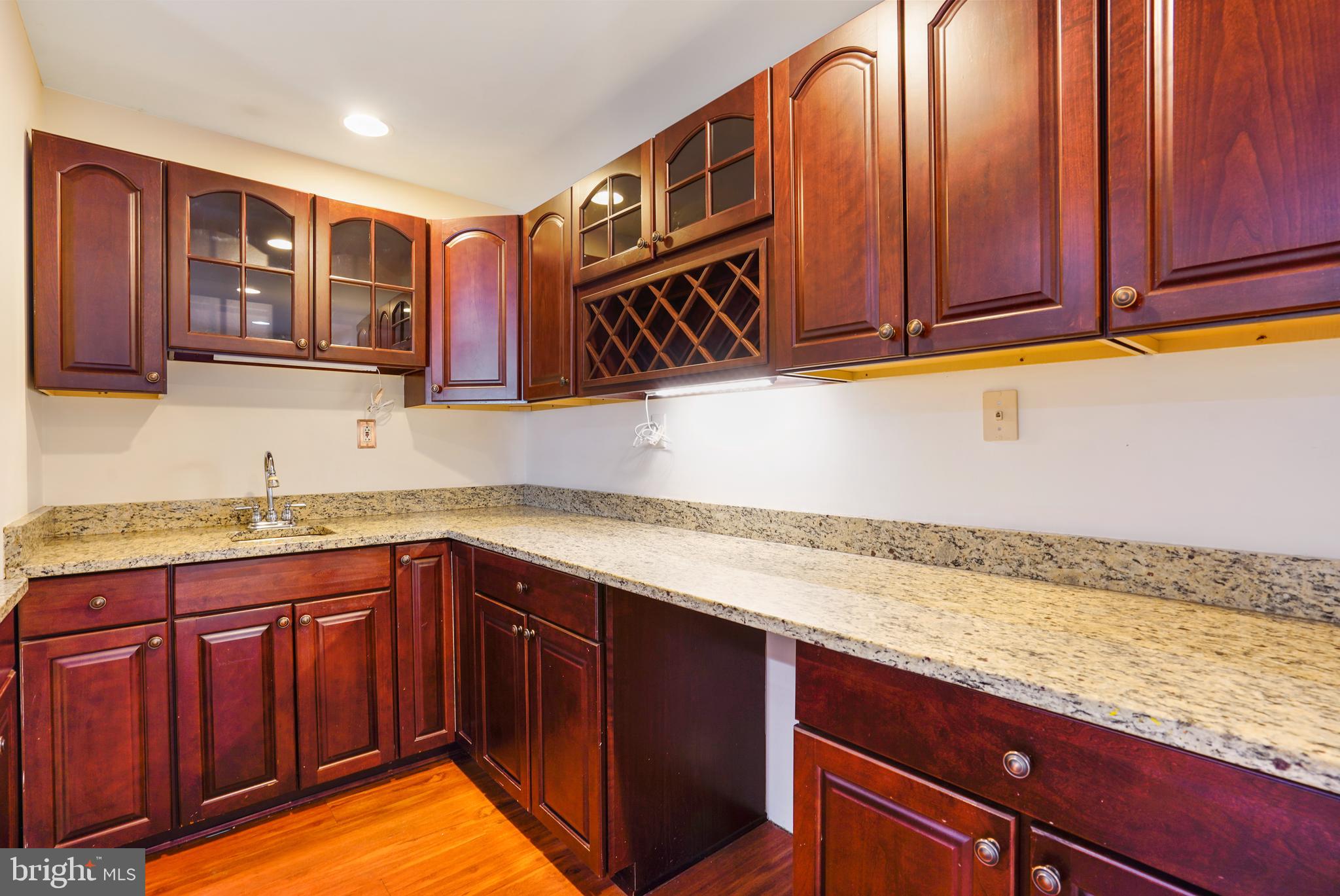 PORT POTOMAC - Residential