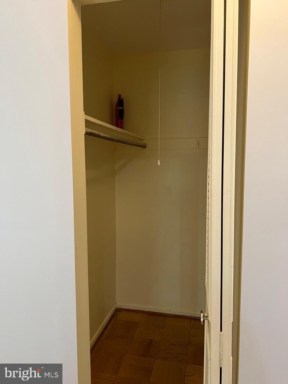 WOODBURN VILLAGE - Residential Lease