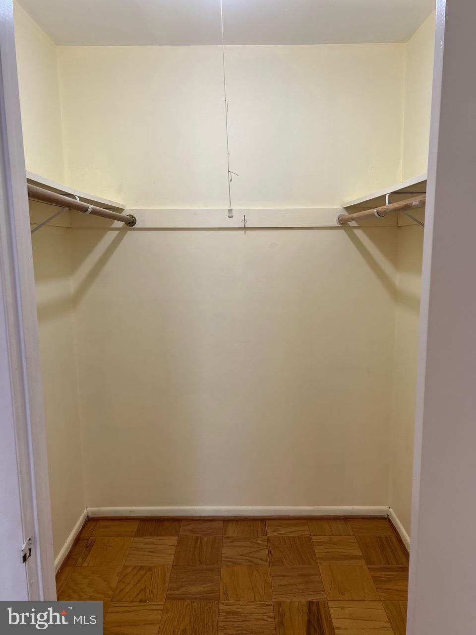 WOODBURN VILLAGE - Residential Lease