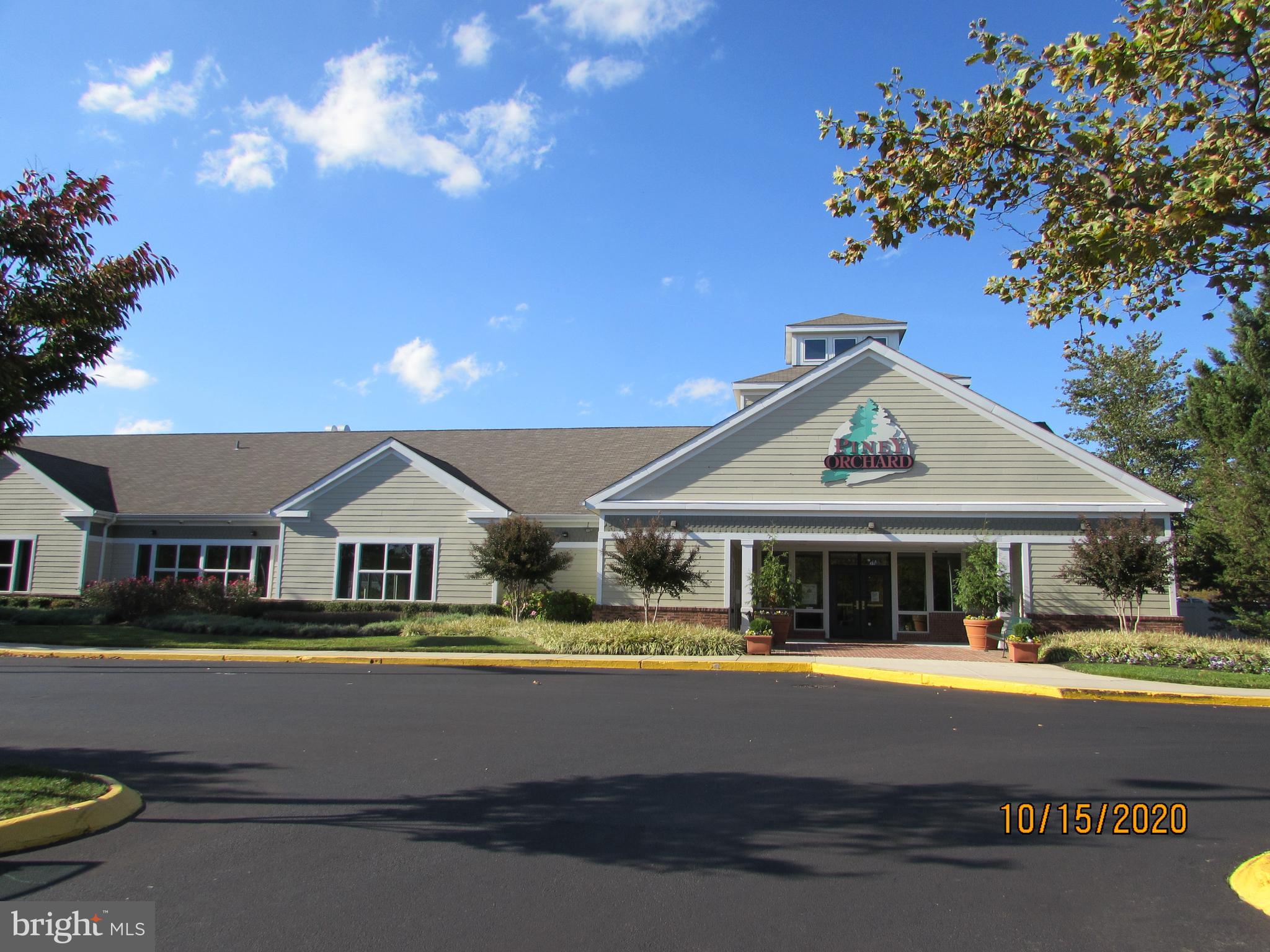 CHESTNUT GABLE - Residential