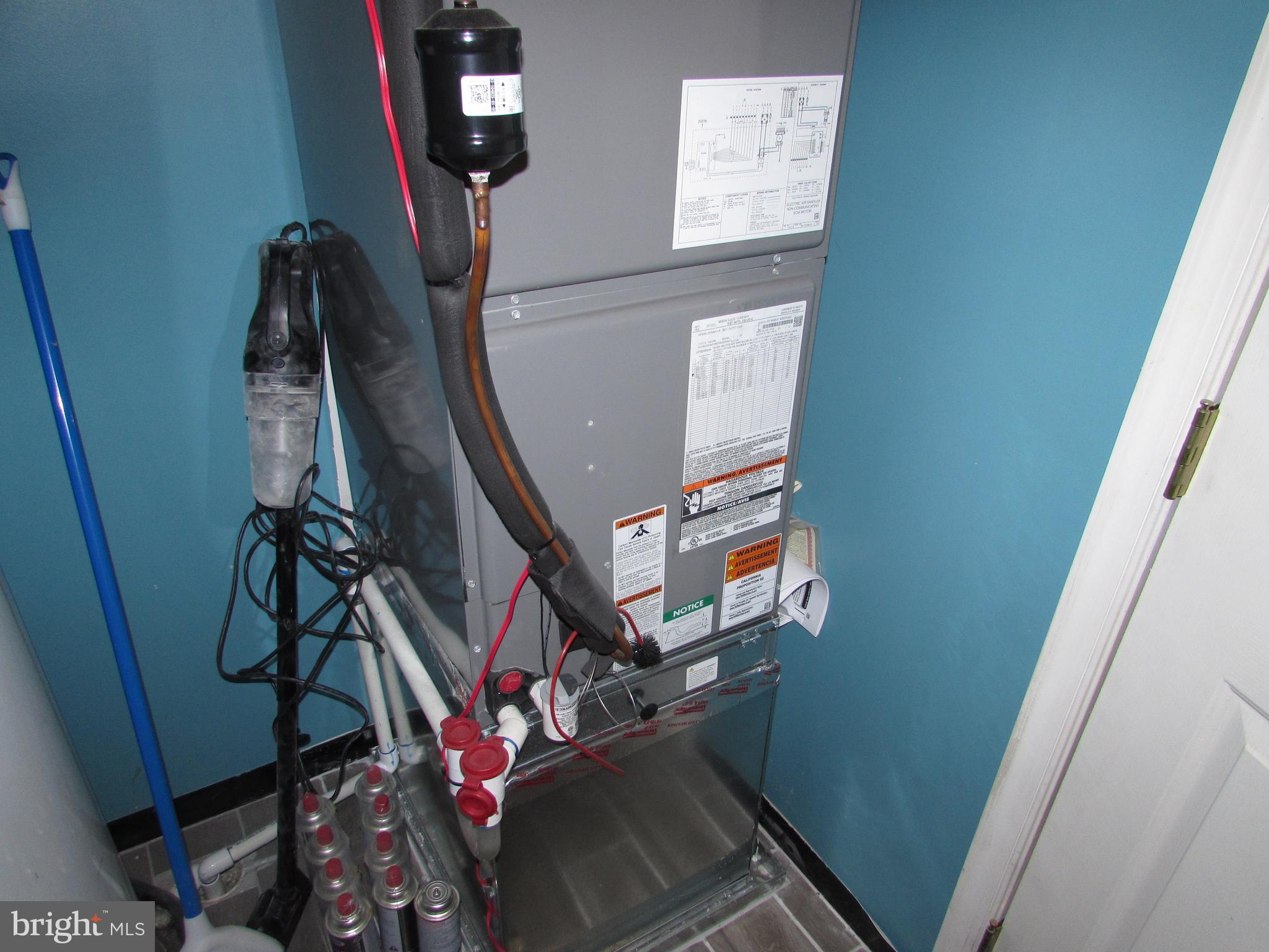 CHESTNUT GABLE - Residential