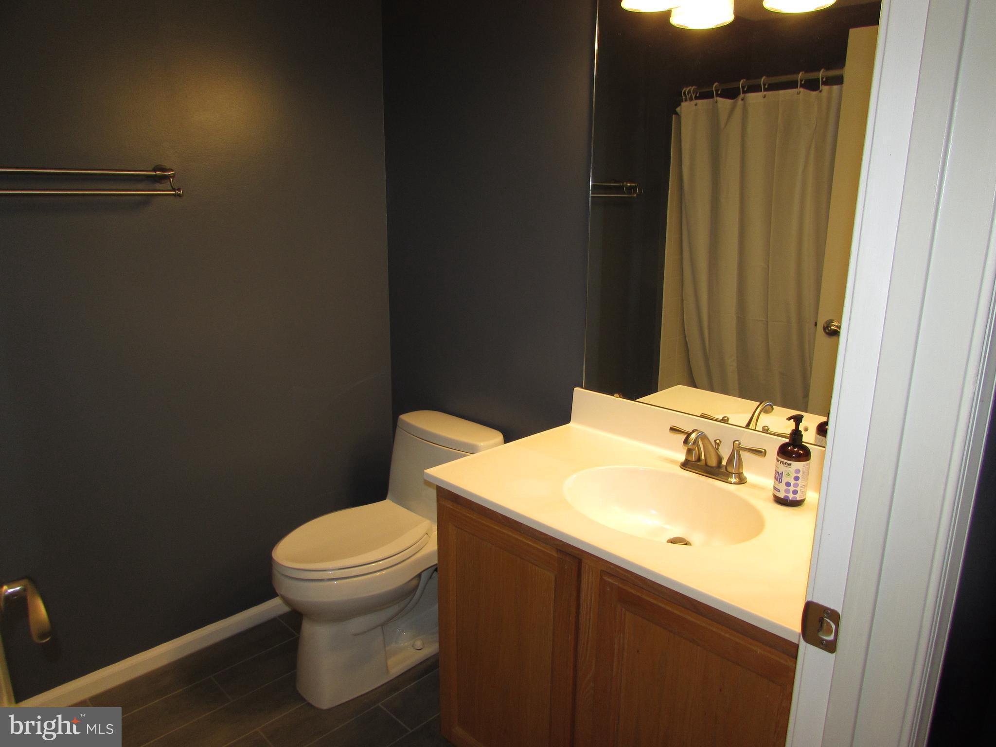 CHESTNUT GABLE - Residential