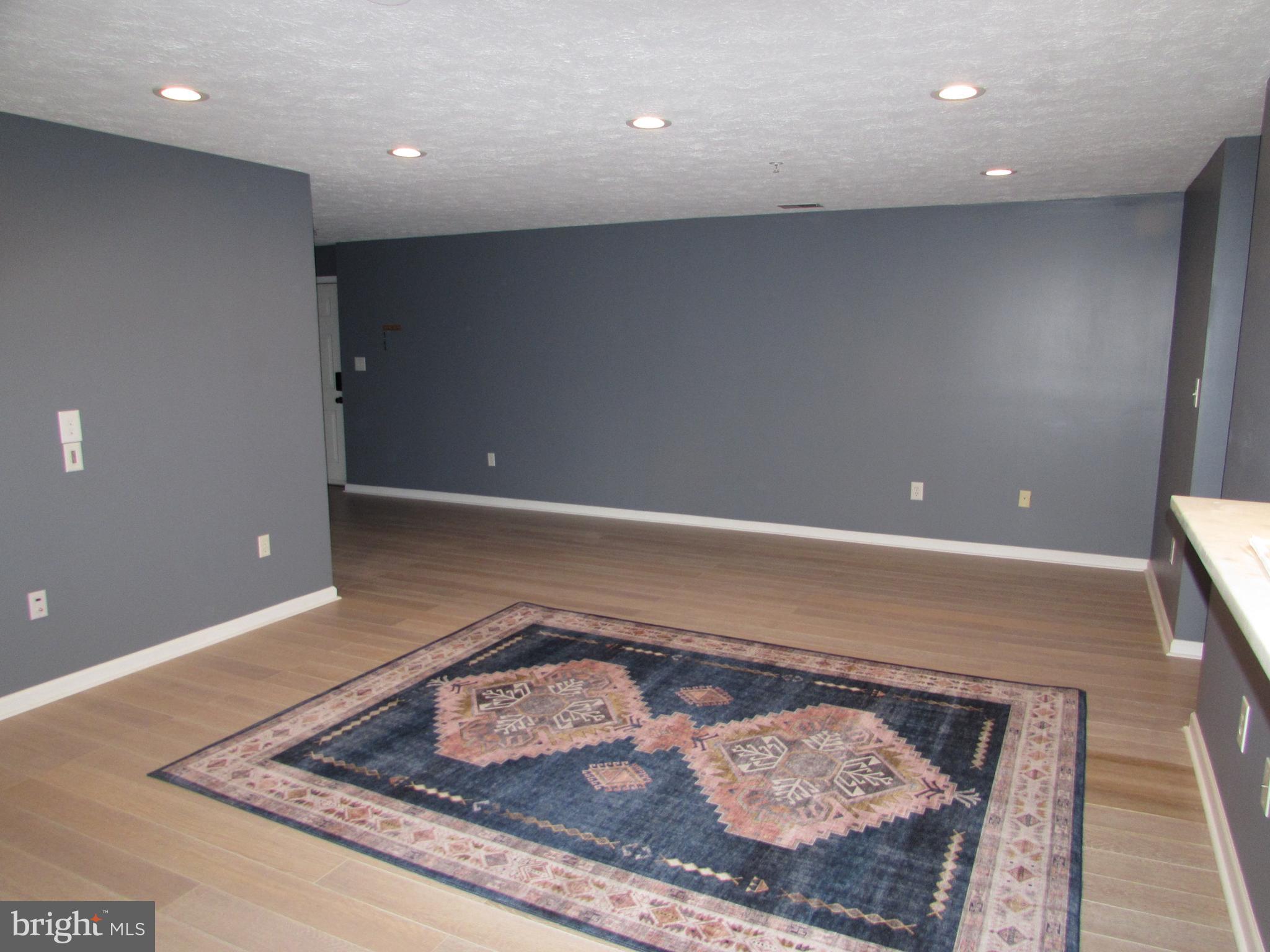 CHESTNUT GABLE - Residential