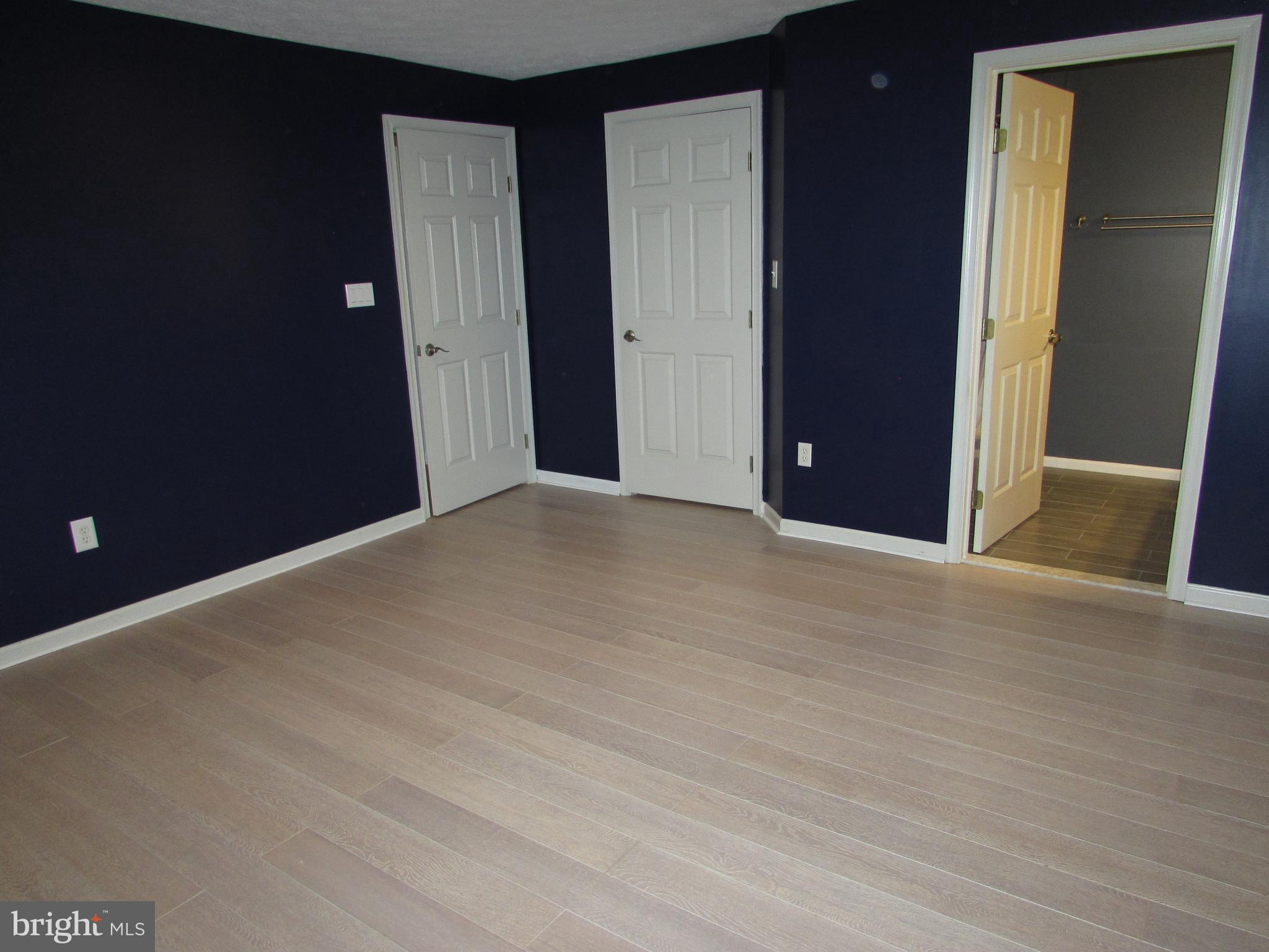 CHESTNUT GABLE - Residential