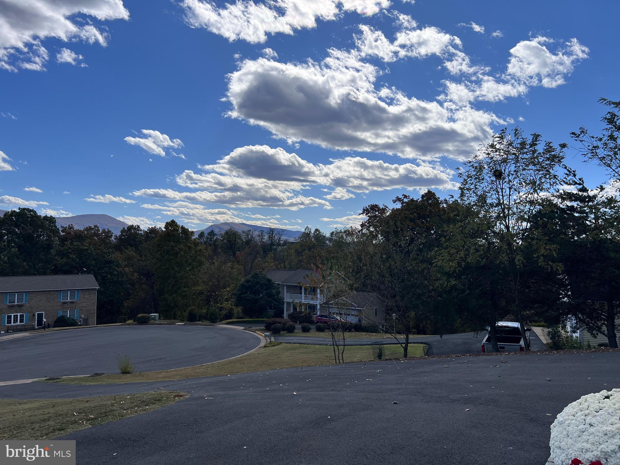 PARK MANOR ESTATE - Residential