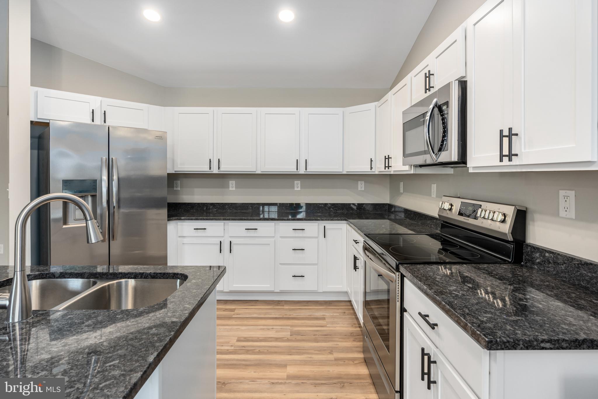 PARK MANOR ESTATE - Residential