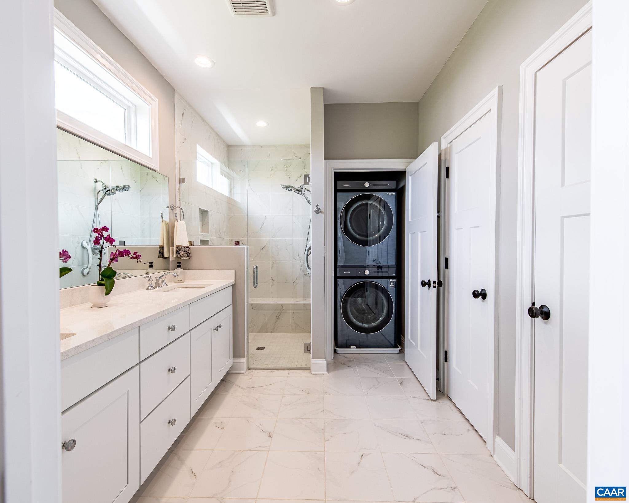 SPRING CREEK - Residential