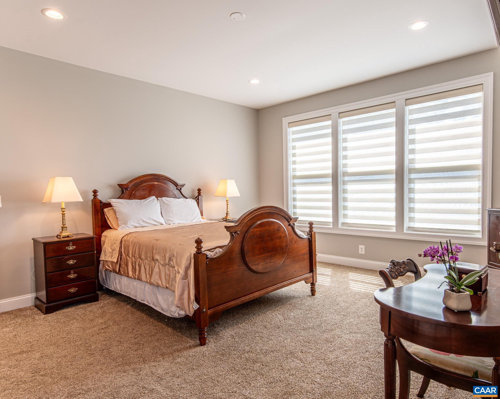 SPRING CREEK - Residential