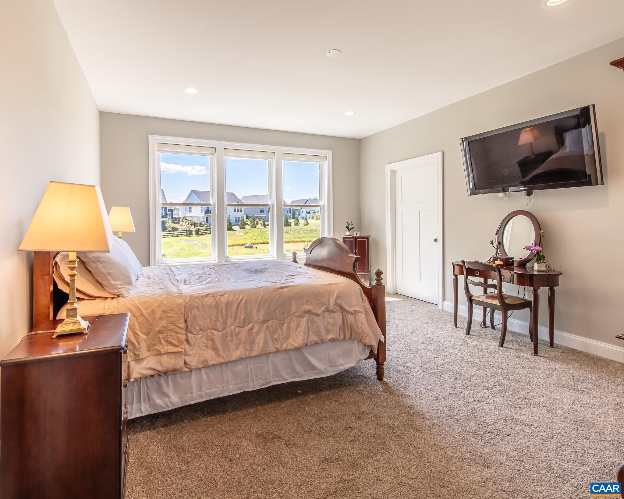 SPRING CREEK - Residential