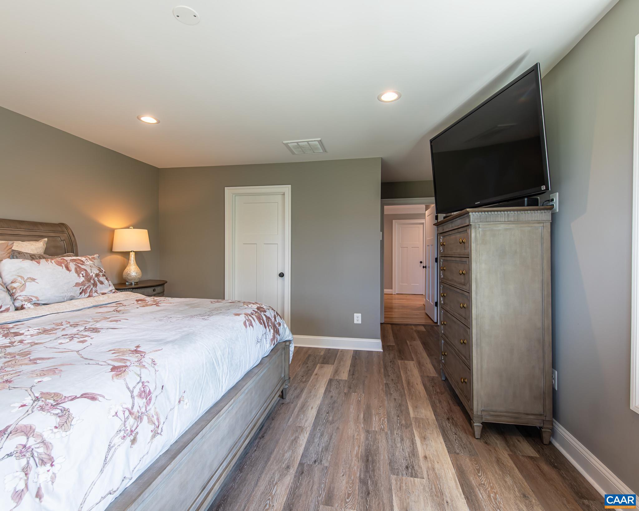 SPRING CREEK - Residential