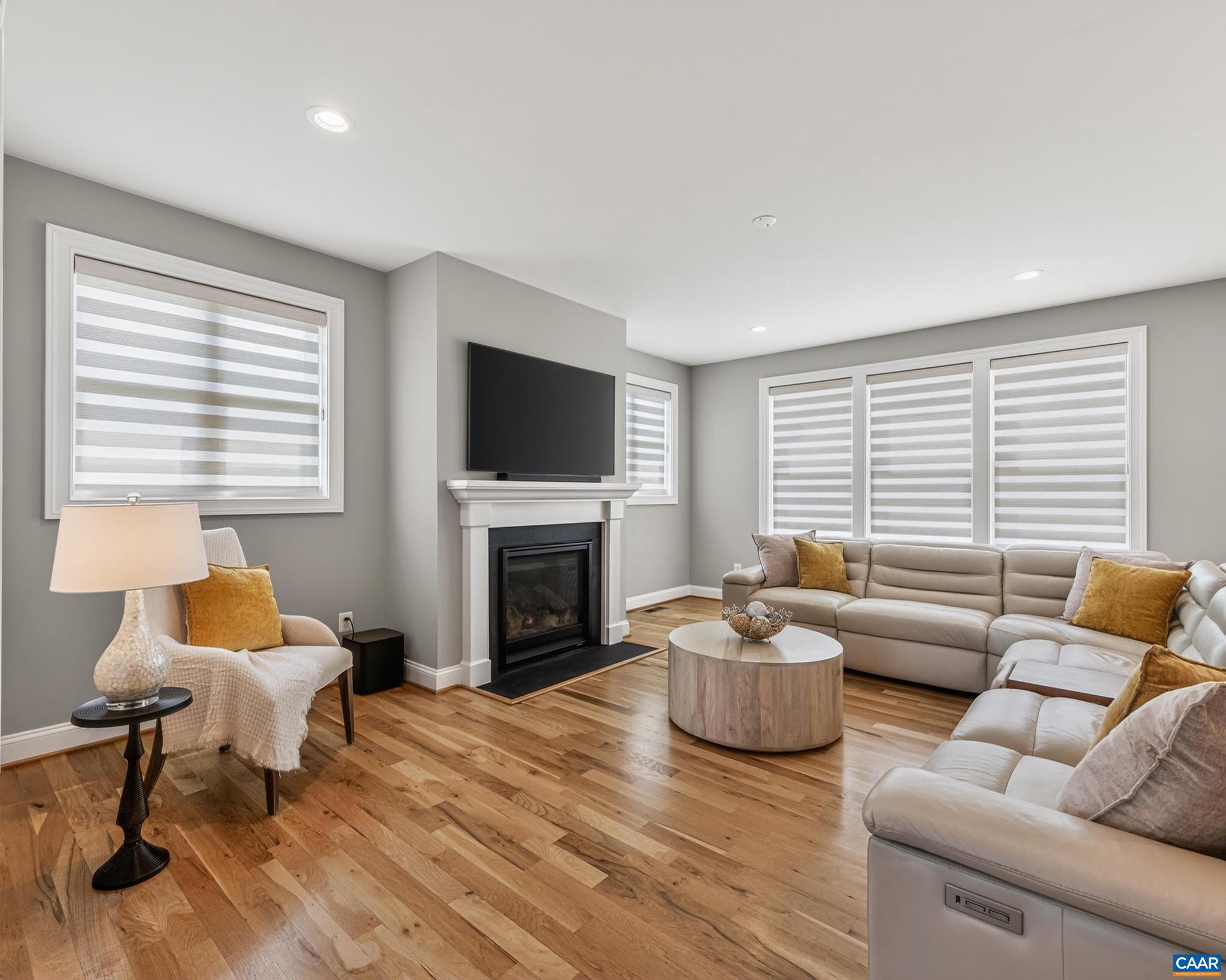 SPRING CREEK - Residential