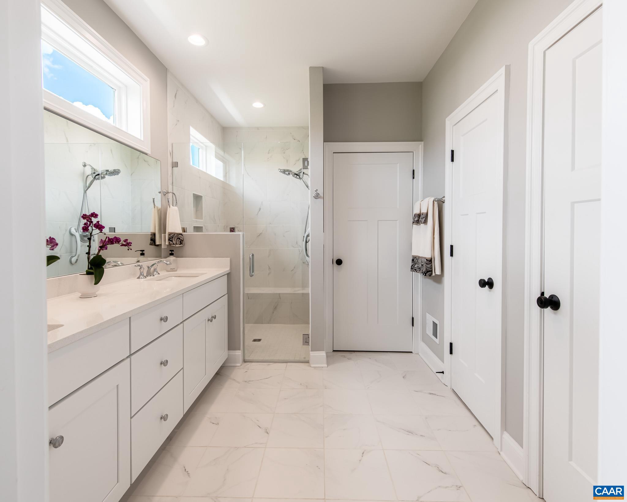 SPRING CREEK - Residential