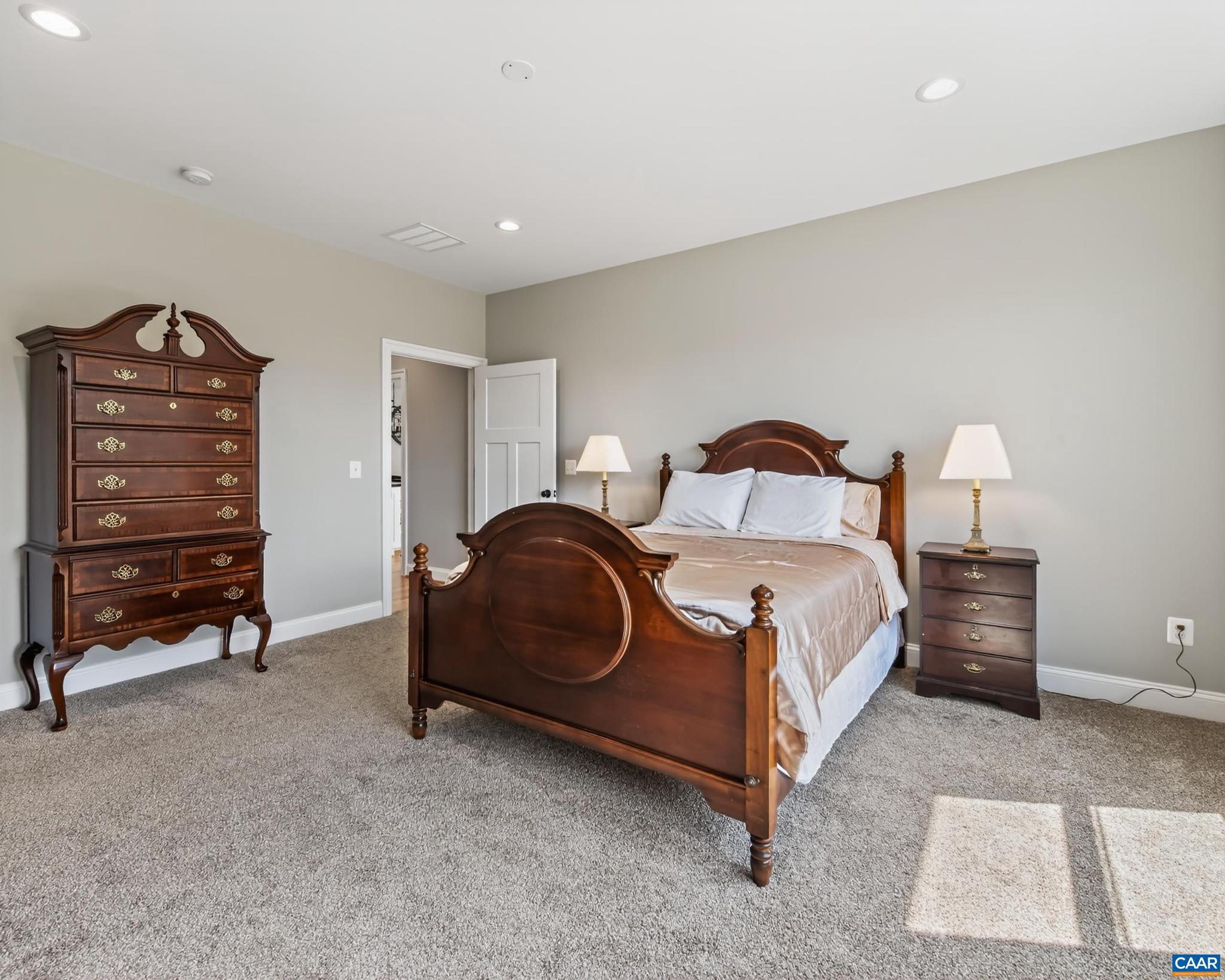 SPRING CREEK - Residential