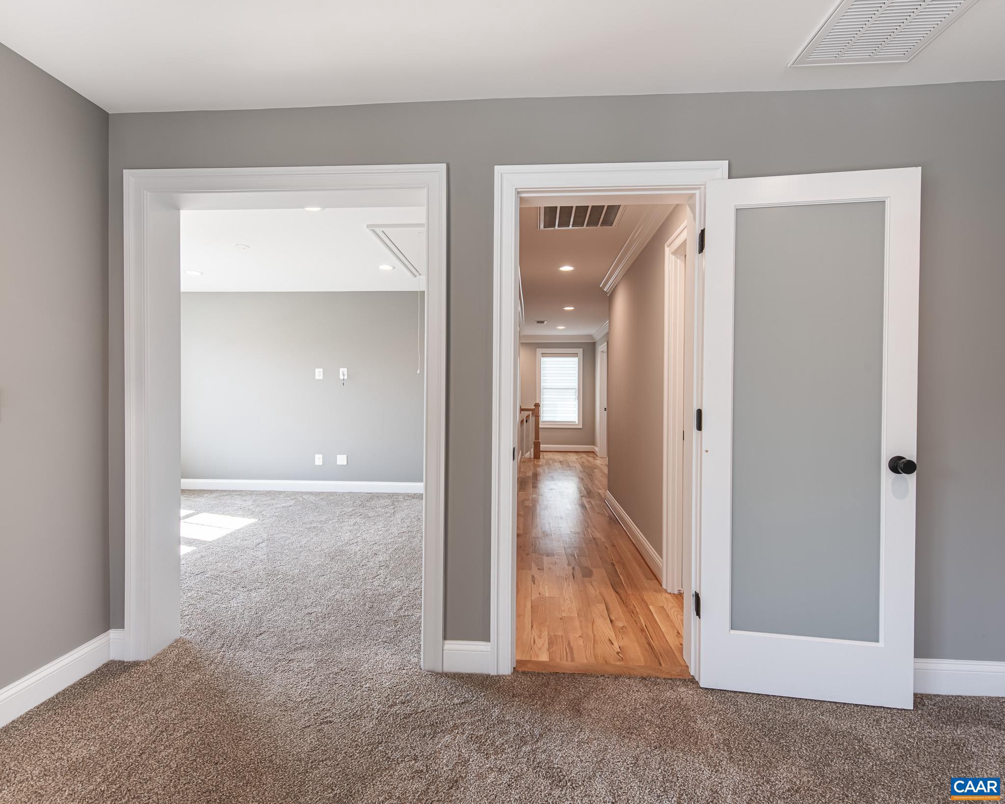 SPRING CREEK - Residential