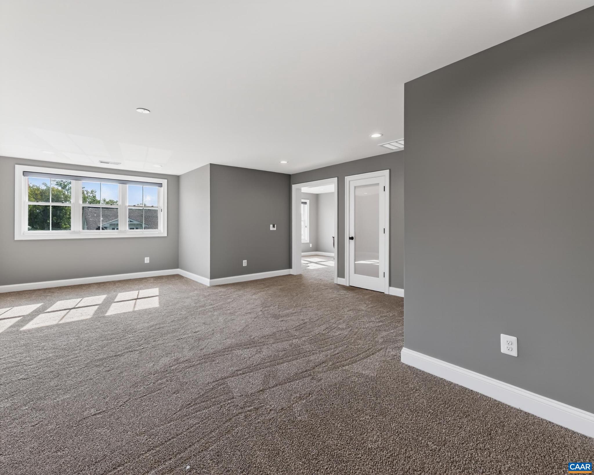 SPRING CREEK - Residential